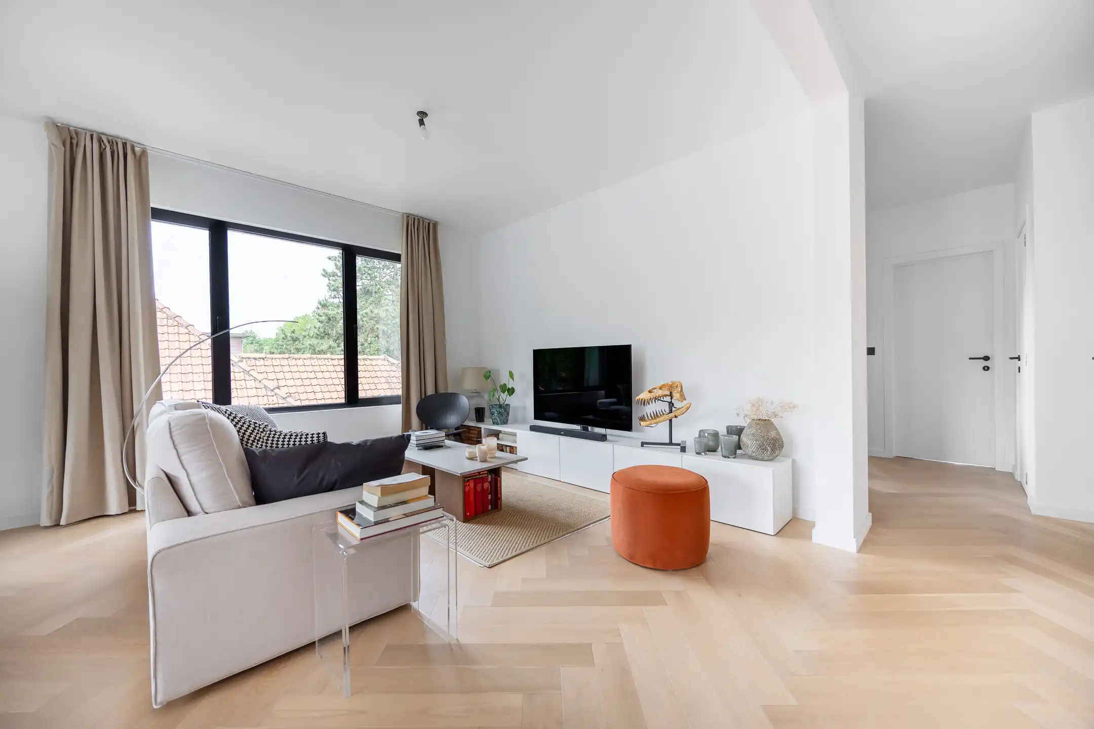 Luxueus gerenoveerd appartement in het gegeerde Brasschaat foto 4