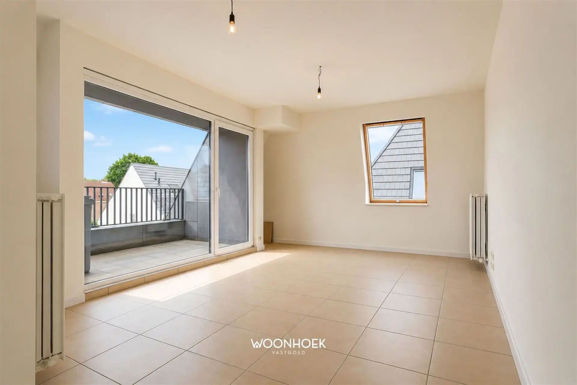 Lichtrijk 1-slpk dakappartement met zonnig terras  foto 3