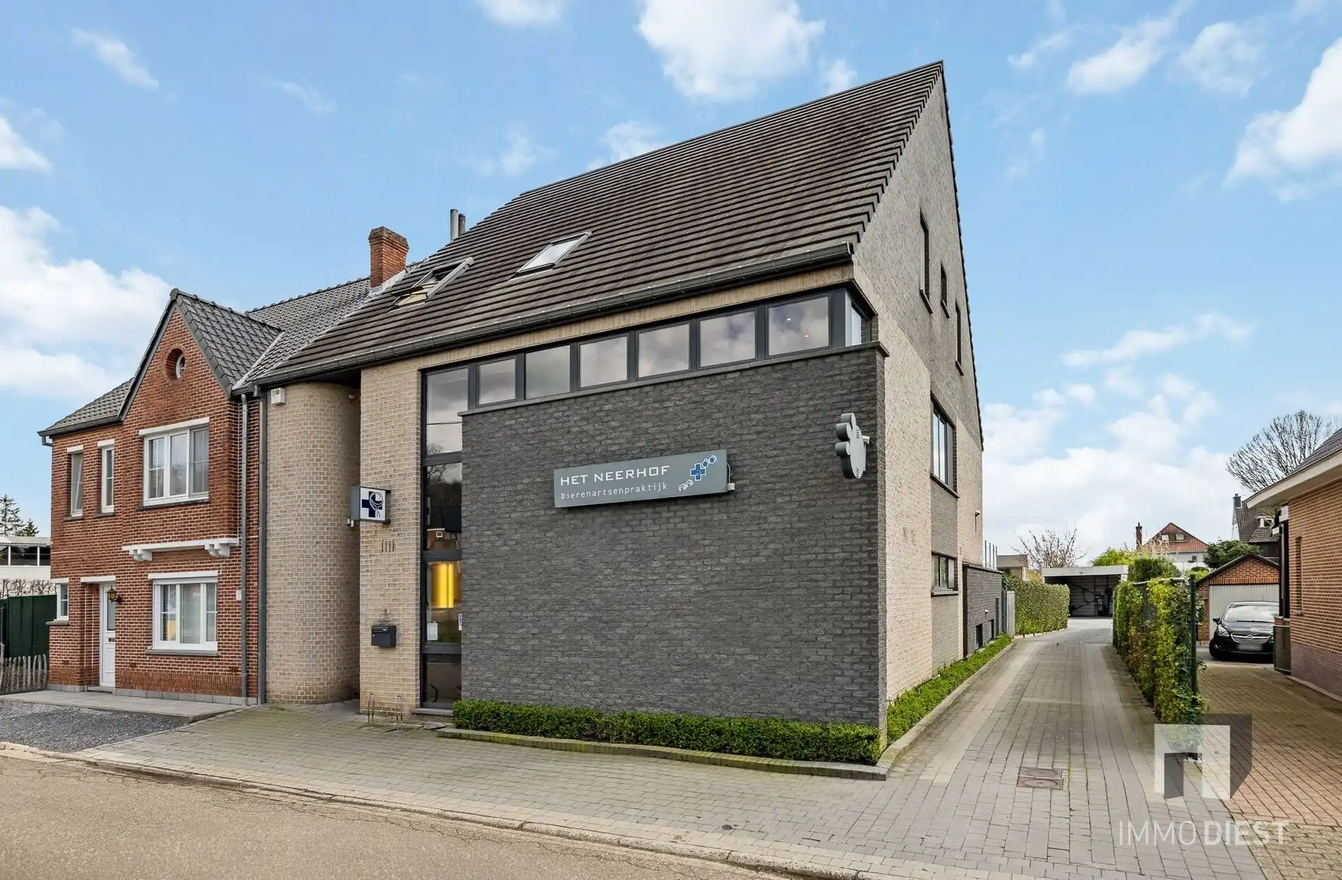 Bedrijfsgebouw én woning aan de stadsrand foto 33