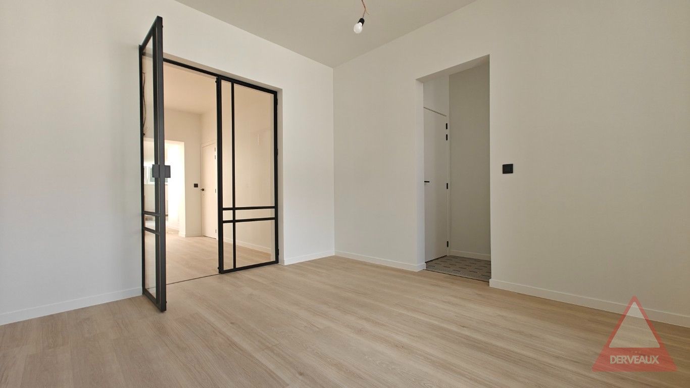 Moorslede – Instapklare, volledig gerenoveerde woning met gezellige tuin foto 5