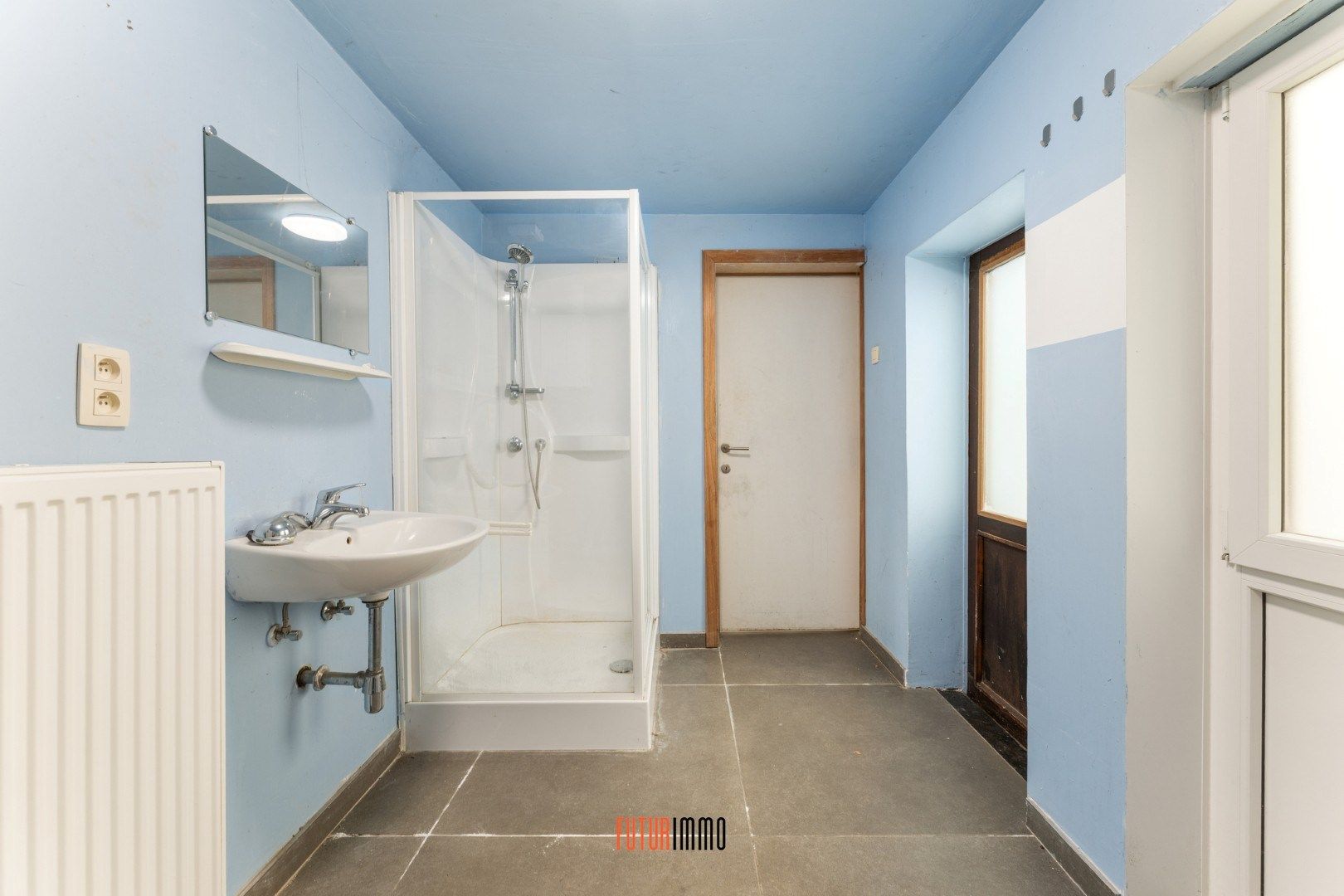 Te renoveren rijwoning nabij centrum foto 9