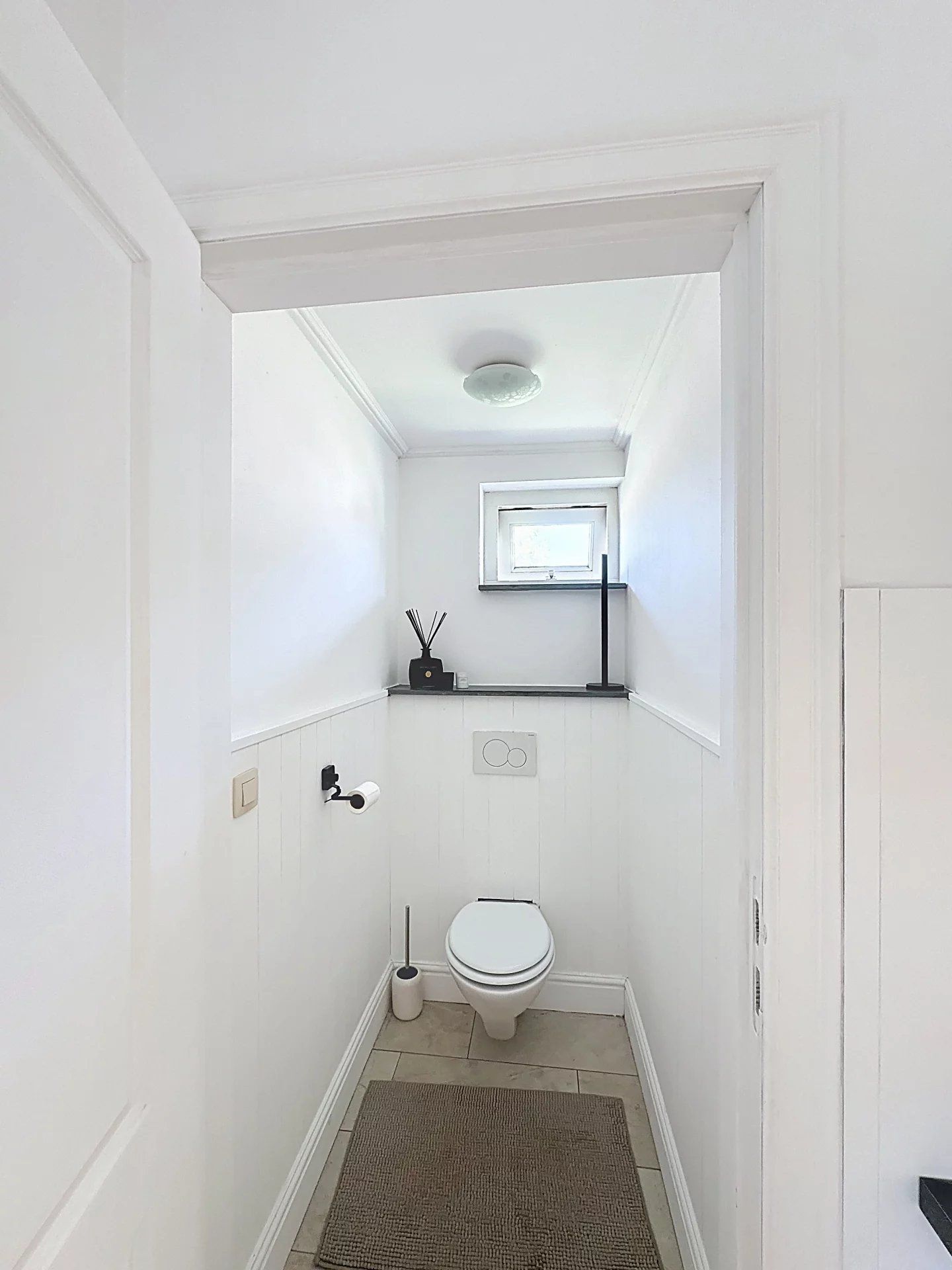 Charmante gerenoveerde woning met bijgebouw, ideaal voor bijberoep of inwonende ouders/volwassen kinderen. foto 34