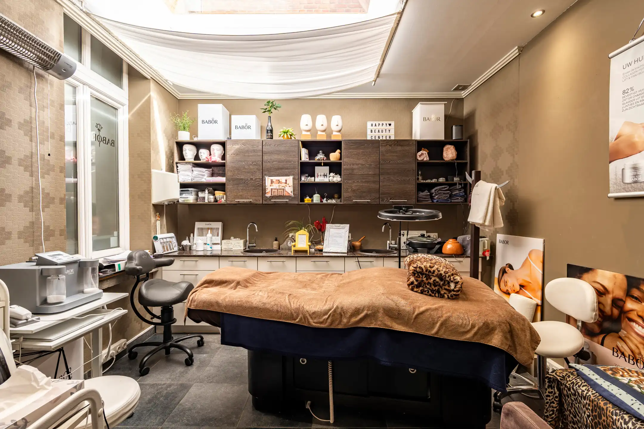 Ruime karakter woning van 220m² op 320m² grond. foto 8