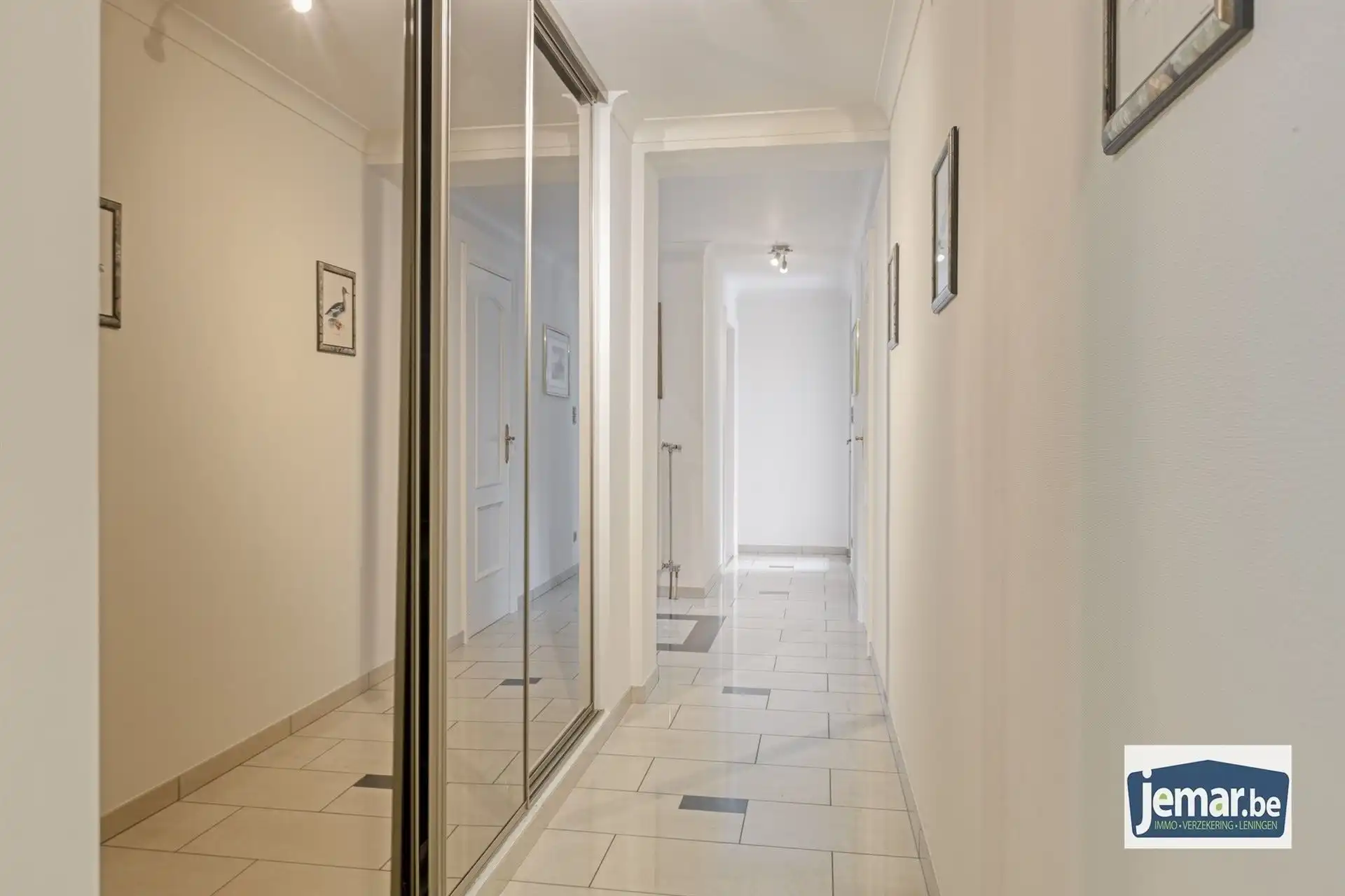 Vrijstaande villa van 306 m² op 17a95ca, gelegen vlak bij Connecterra, de toegangspoort tot het Nationaal Park Hoge Kempen, en op wandelafstand van Maasmechelen Village! foto 13