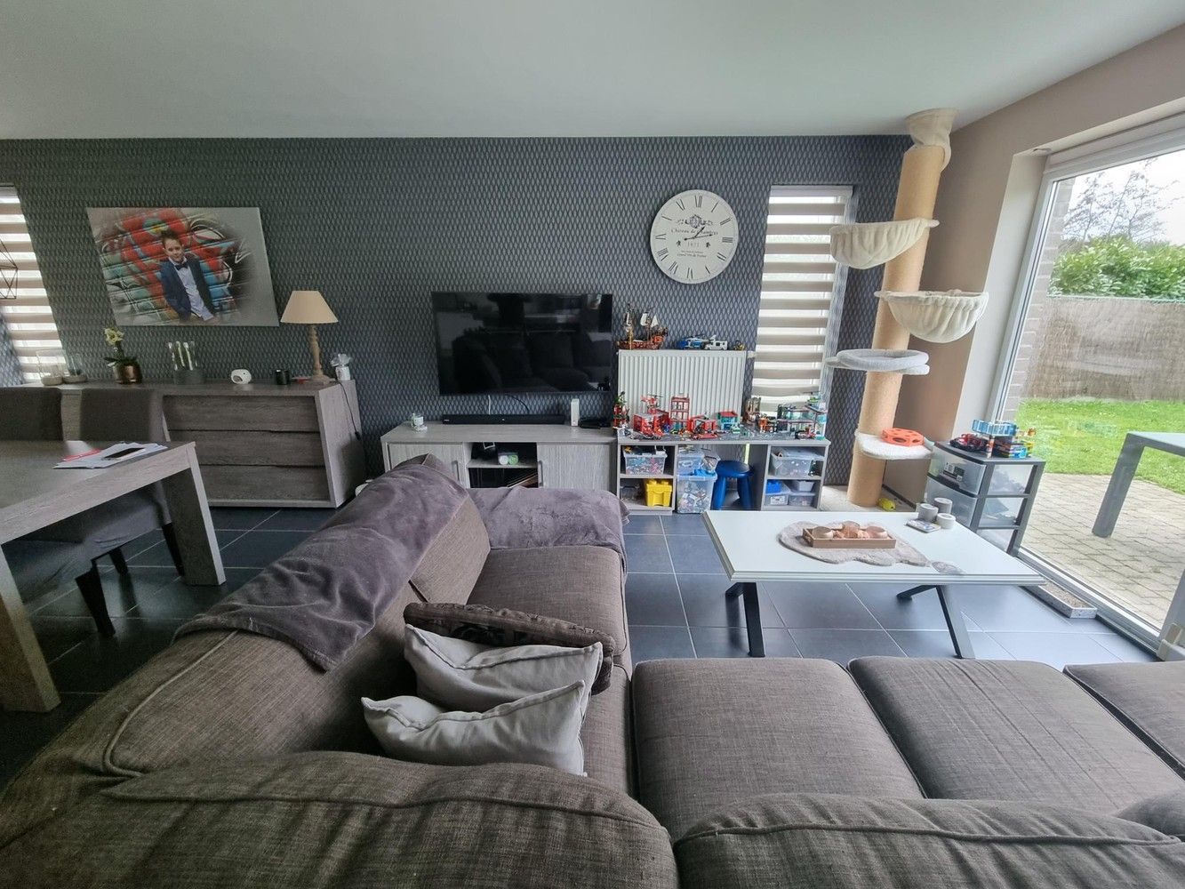 Mooie woning met 3 slaapkamers te huur! foto 2
