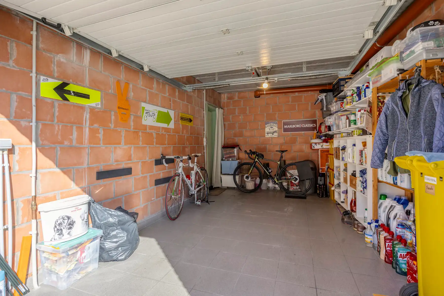 Gelijkvloers appartement met 2 kamers, tuin en garage foto 18