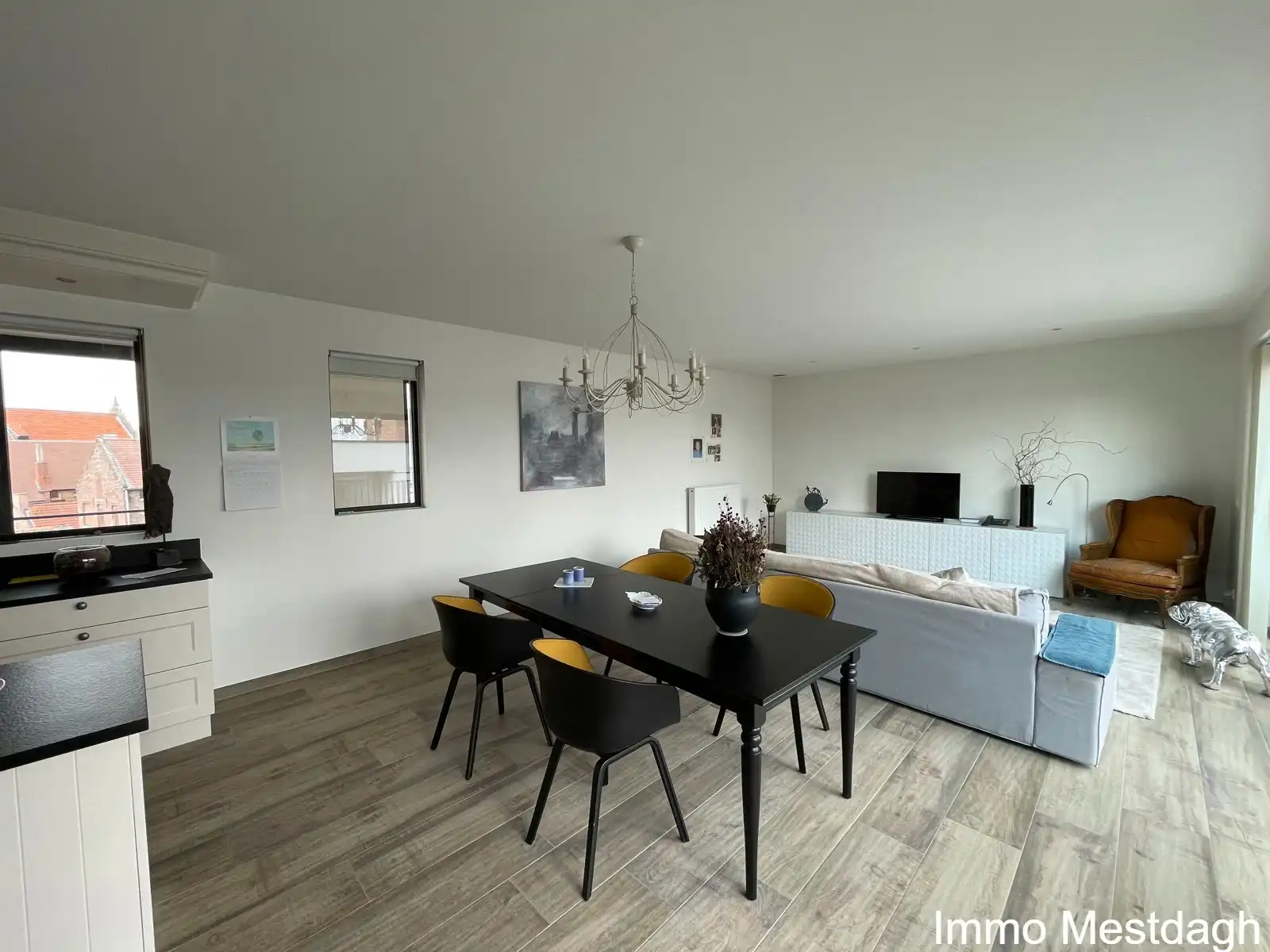 Lichtrijk Penthouse met Zuid-Terras in Hartje Diest foto 11