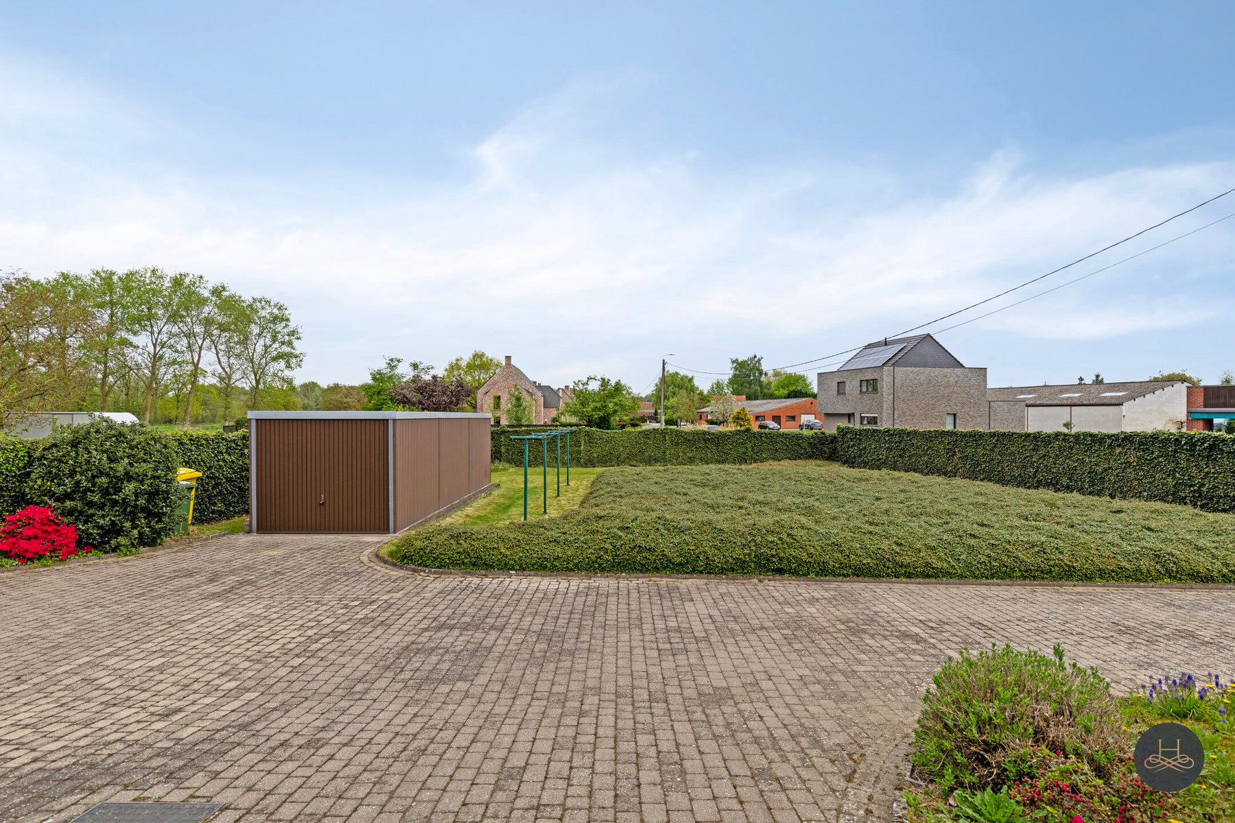 Gelijkvloerse woning met grote tuin foto 4