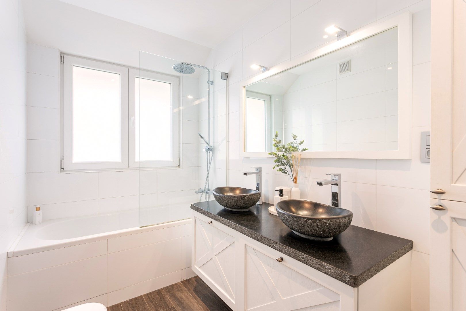 Charmante instapklare woning met 3 slpk en een prachtige tuin. foto 22