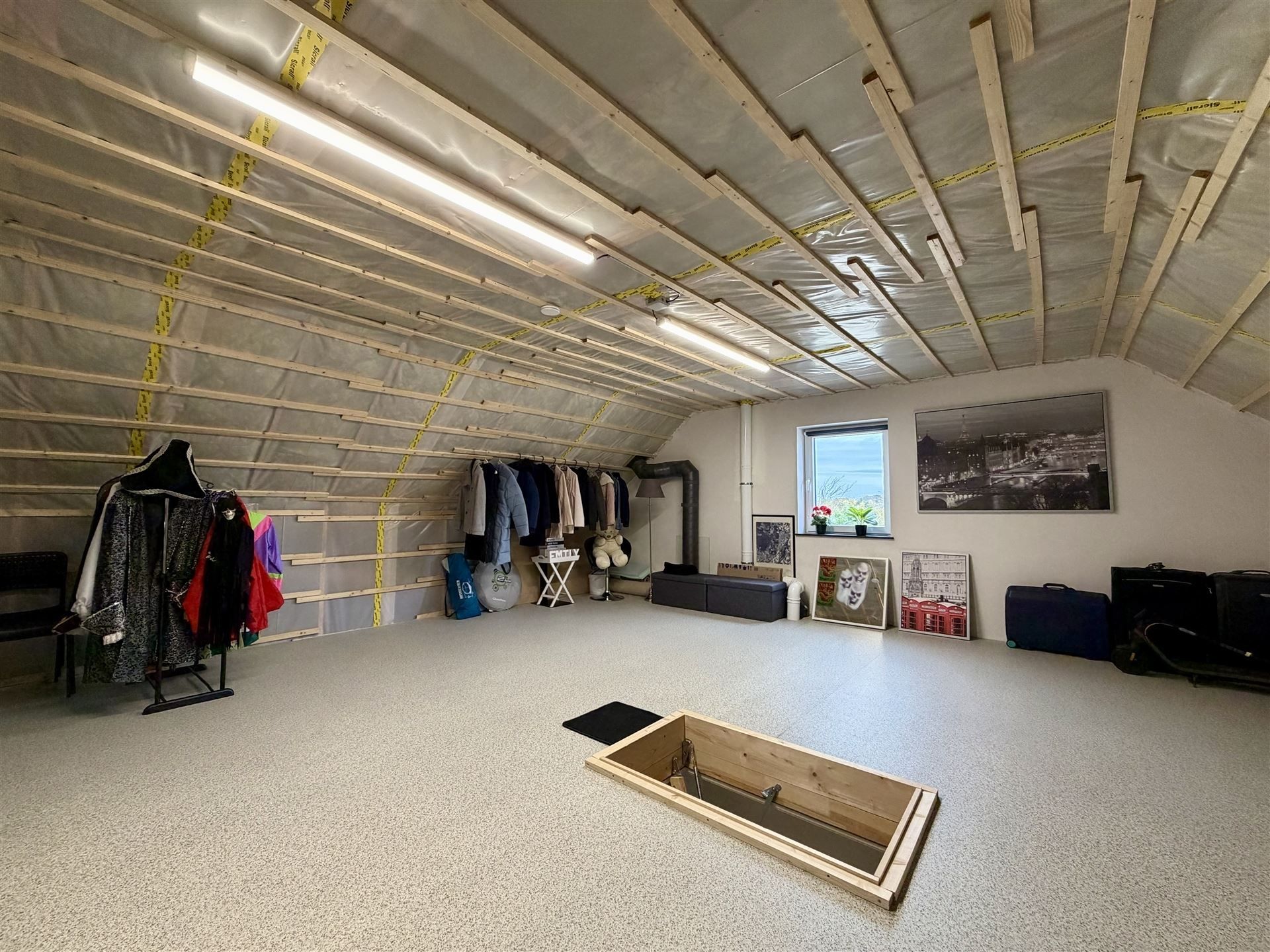 Hoogwaardig afgewerkte nieuwbouwwoning! foto 25