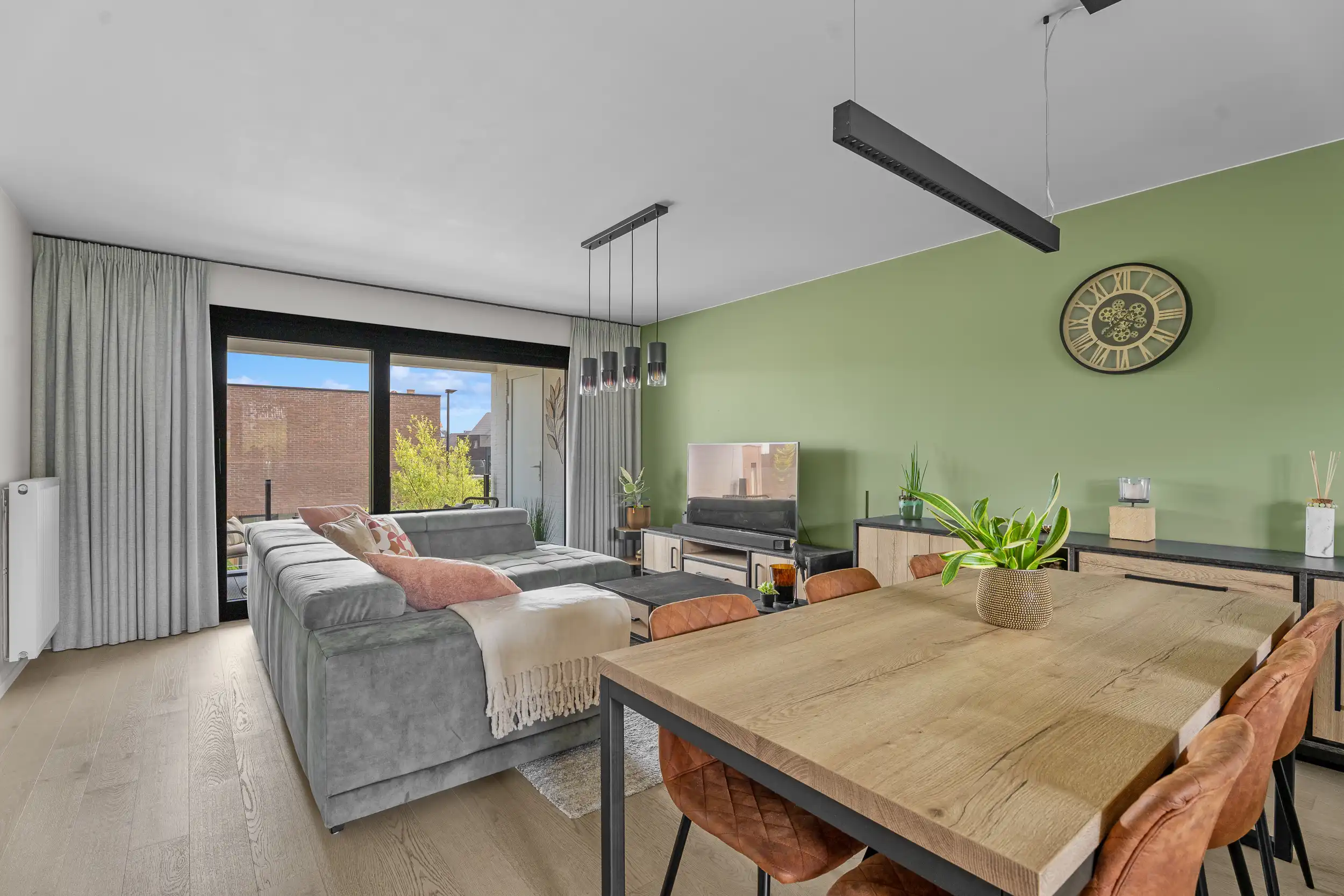 Zorgeloos genieten: Instapklaar 3-slpk appartement Kruisem foto {{pictureIndex}}