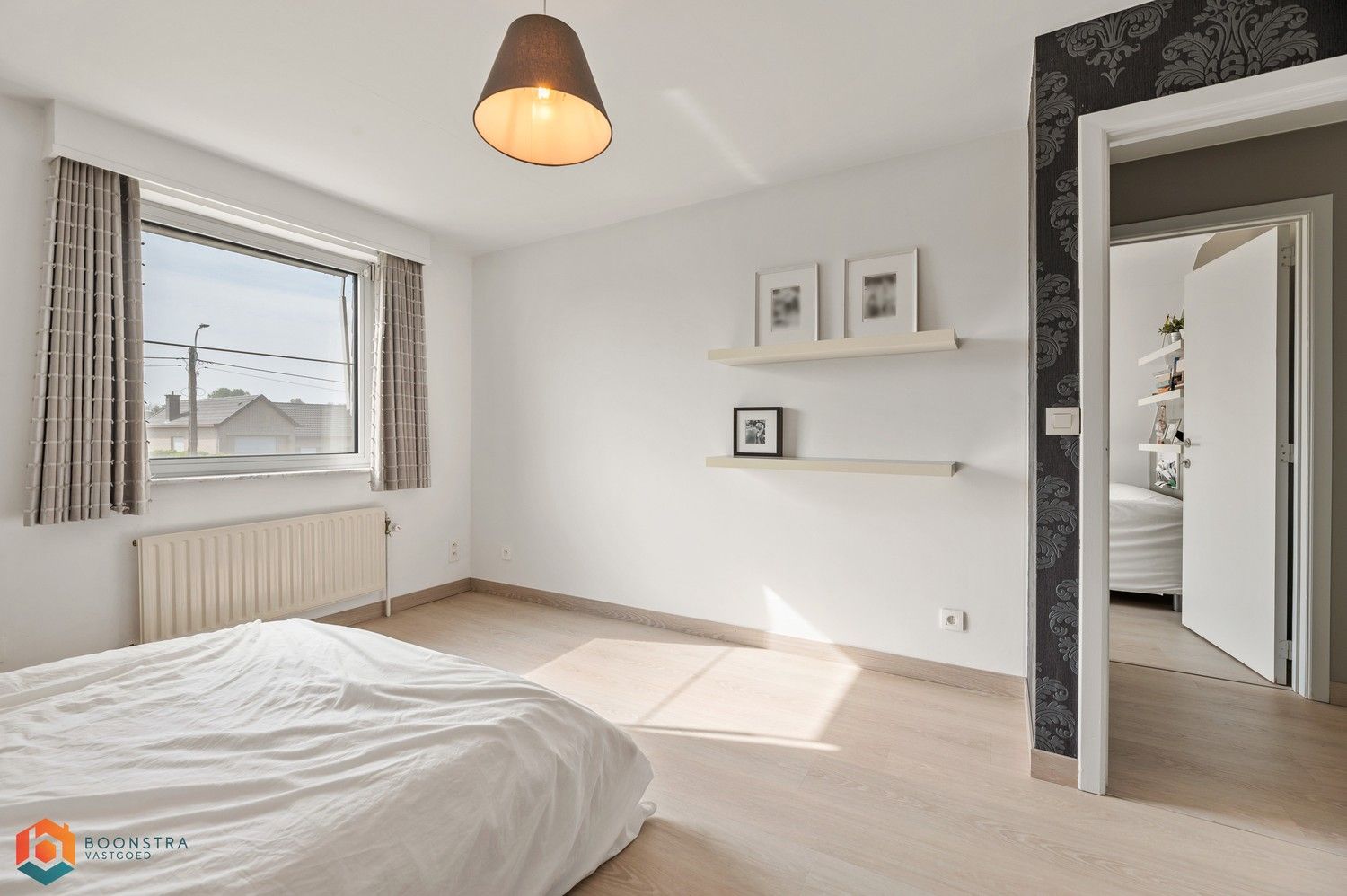 Stijlvolle villa met prachtige tuin, 3 slaapkamers en mogelijkheid tot vrij beroep foto 19