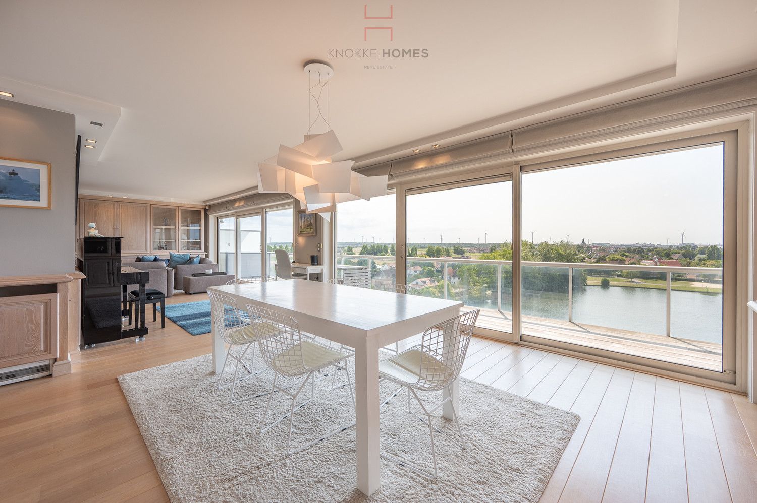 Riant appartement met open zicht over het meer van Duinbergen foto 4