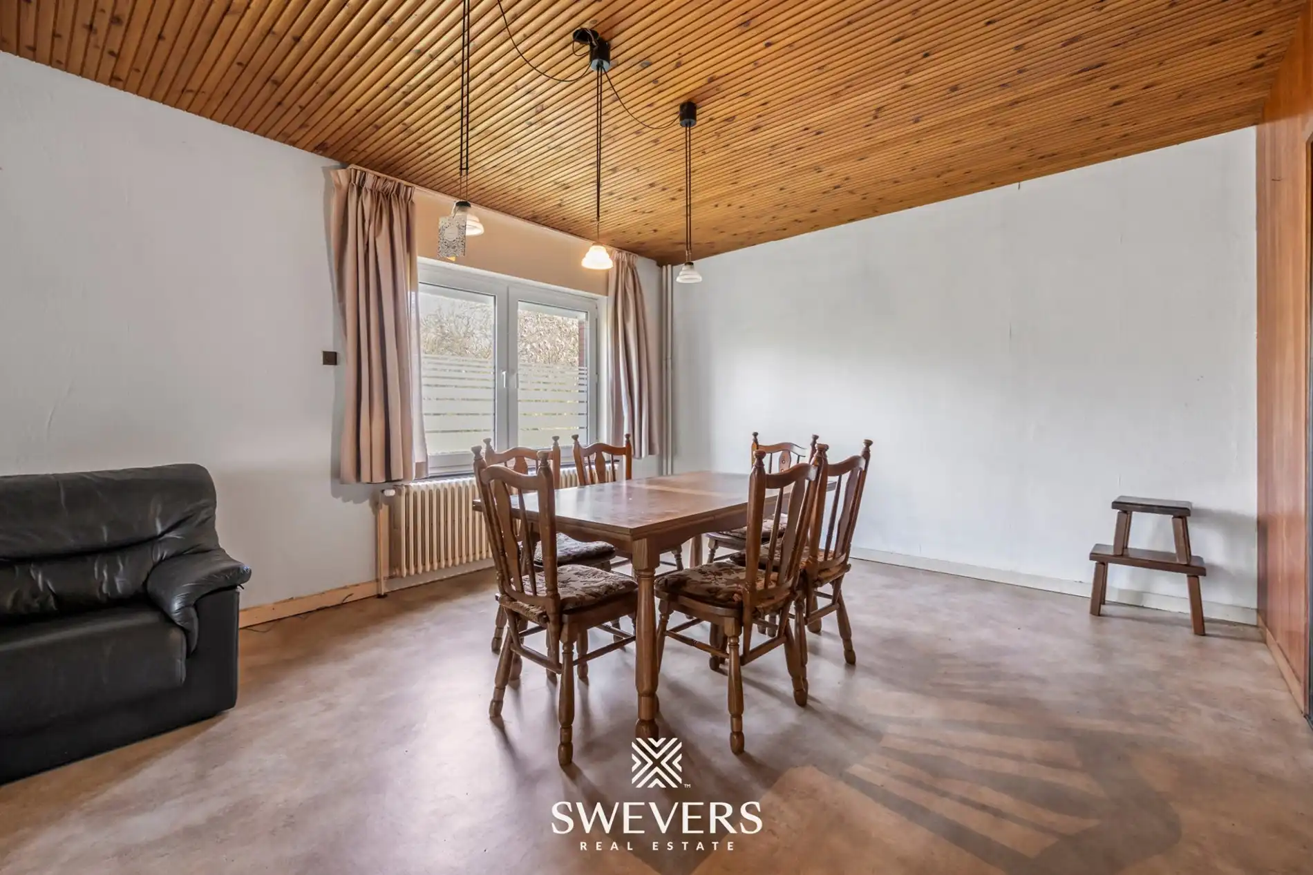 Ruime te renoveren woning op zonnig perceel van 2.325 m² nabij centrum Zonhoven foto 4