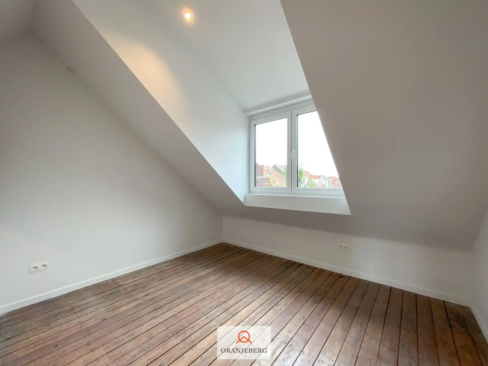Woning met 3 slpk's en koer foto 26