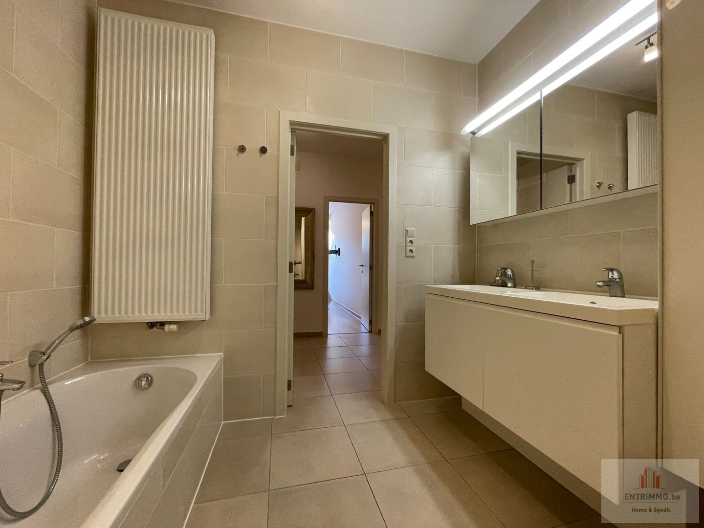 Appartement te huur foto 10