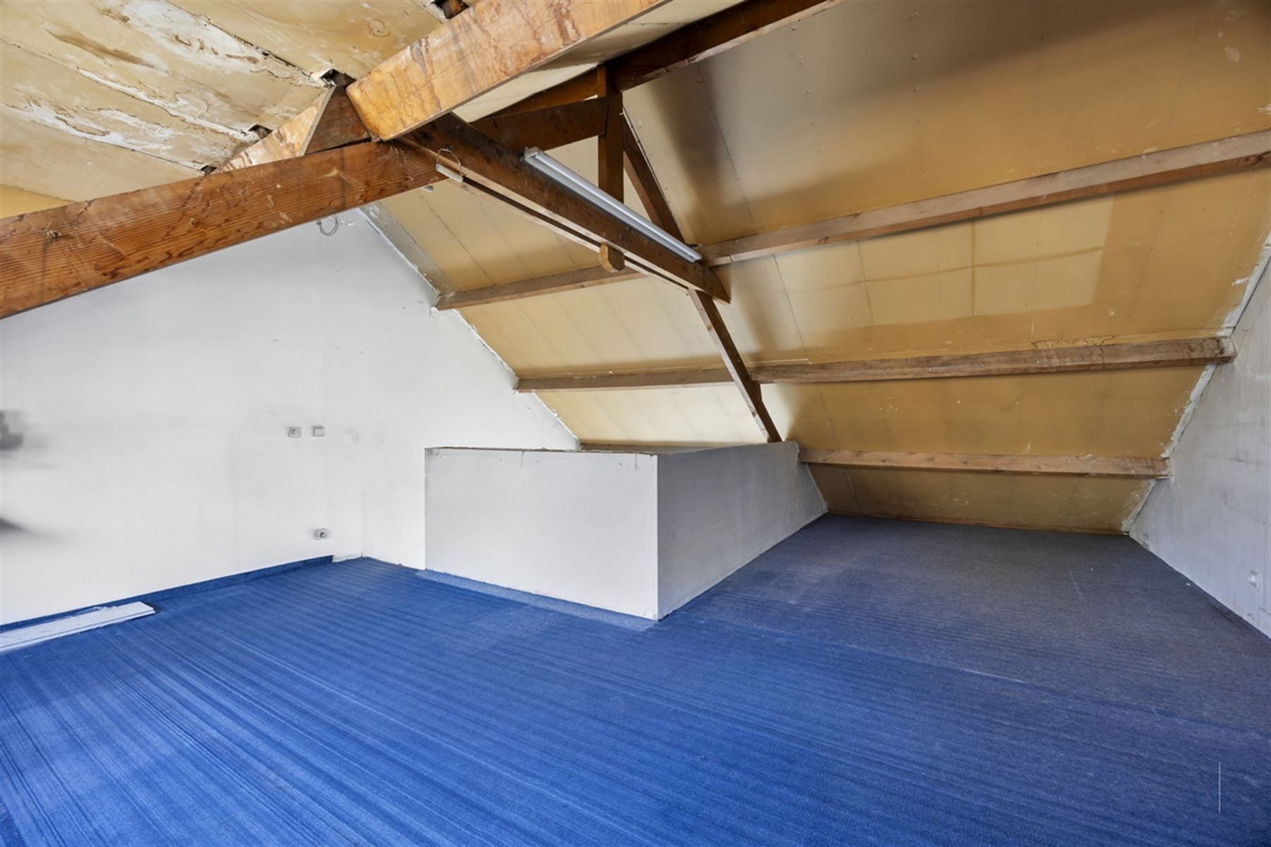 Karaktervolle herenwoning met 3 slaapkamers én enorme garage foto 17