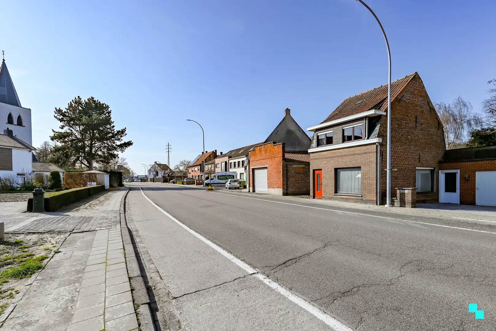 Te renoveren woning met riante garage te Bosmolens foto 22