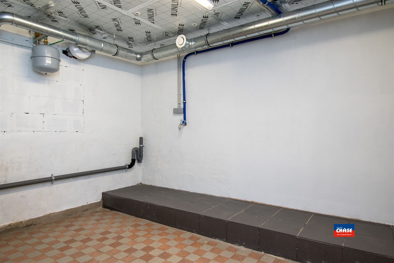 Gerenoveerd appartement met één slaapkamer foto 12