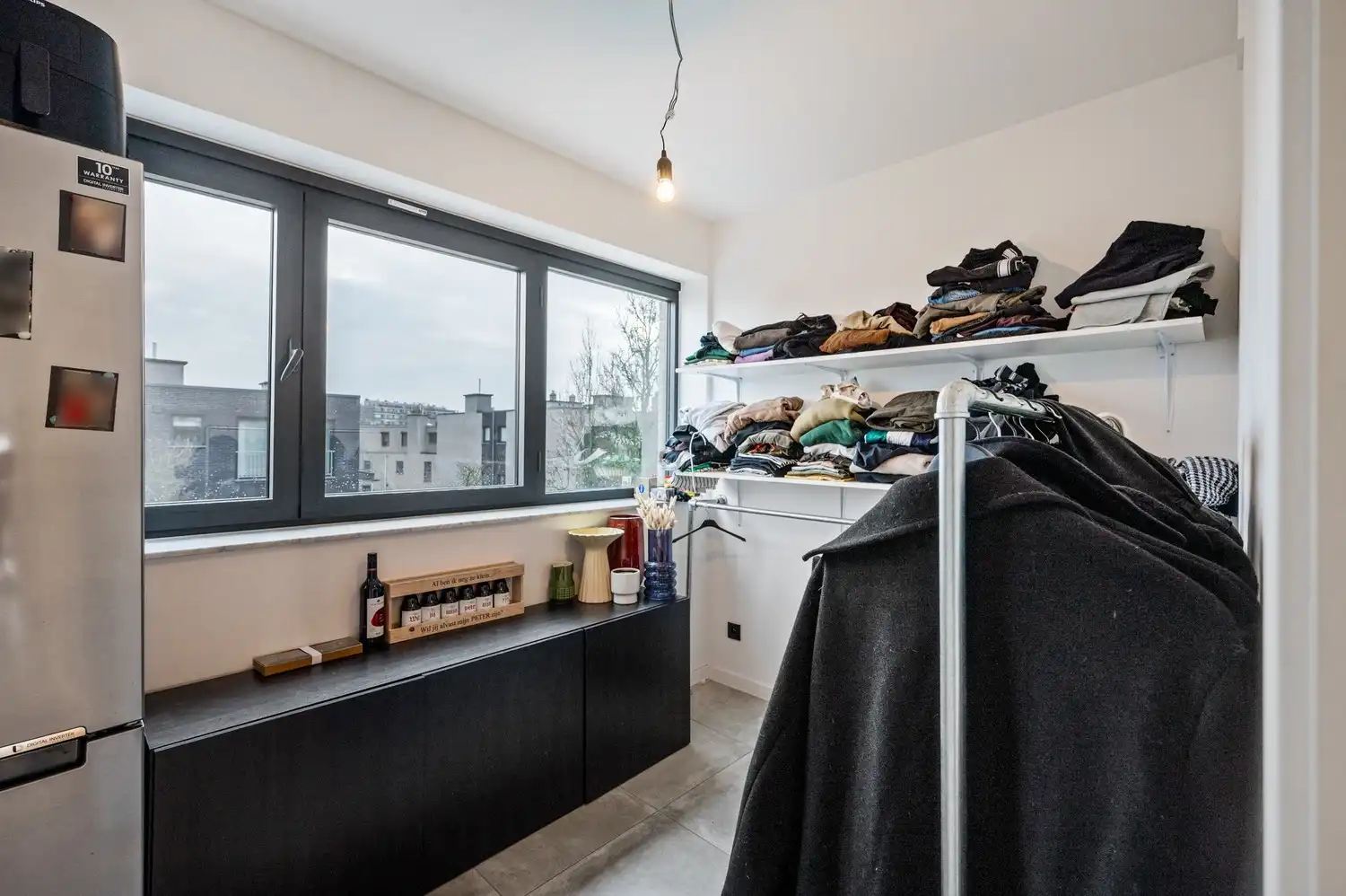 Recent 2-slaapkamerappartement met terras op rustige ligging in Borsbeek. foto 11