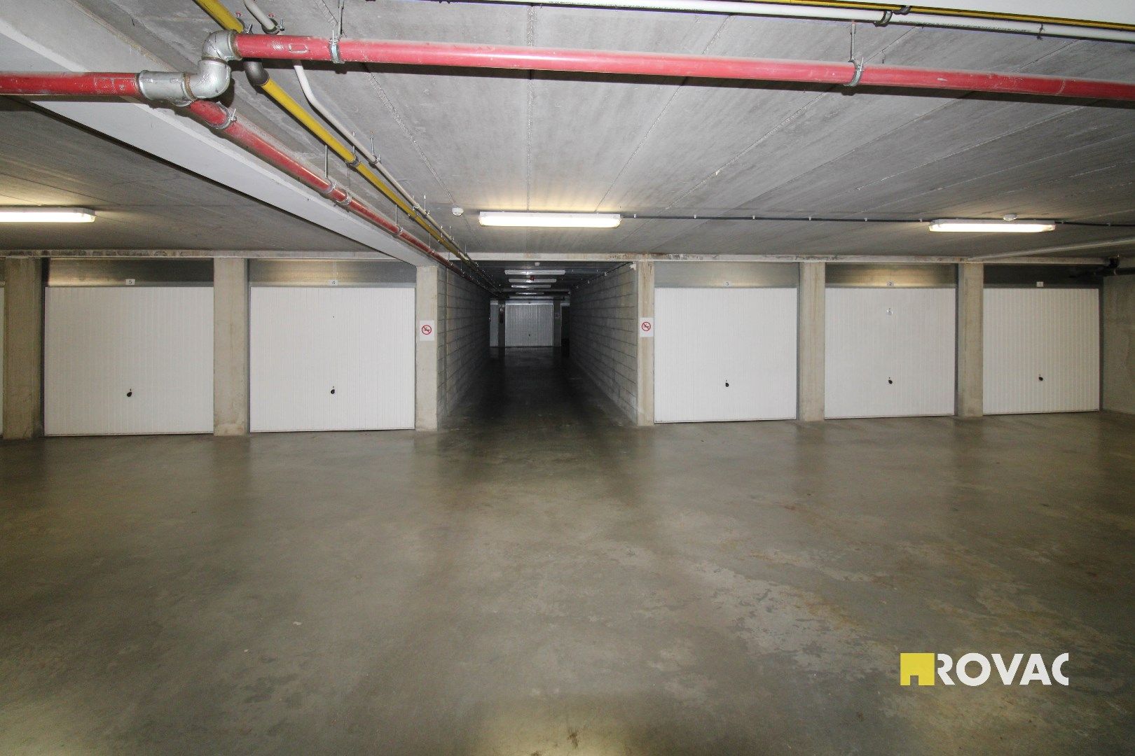 Centraal gelegen appartement op de 1ste verdieping met 2 grote terrassen! foto 18
