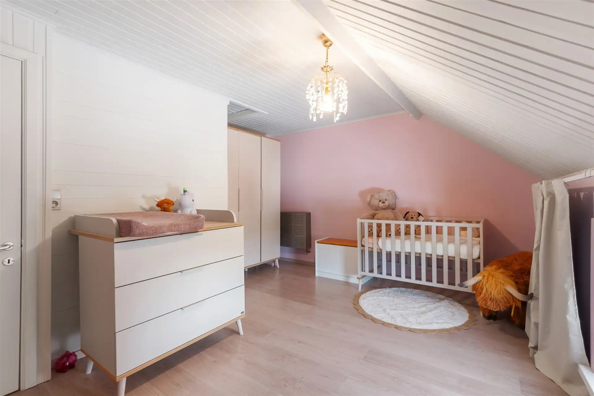 Instapklare woning met 3 slaapkamers op 717 m² in Lede foto 11