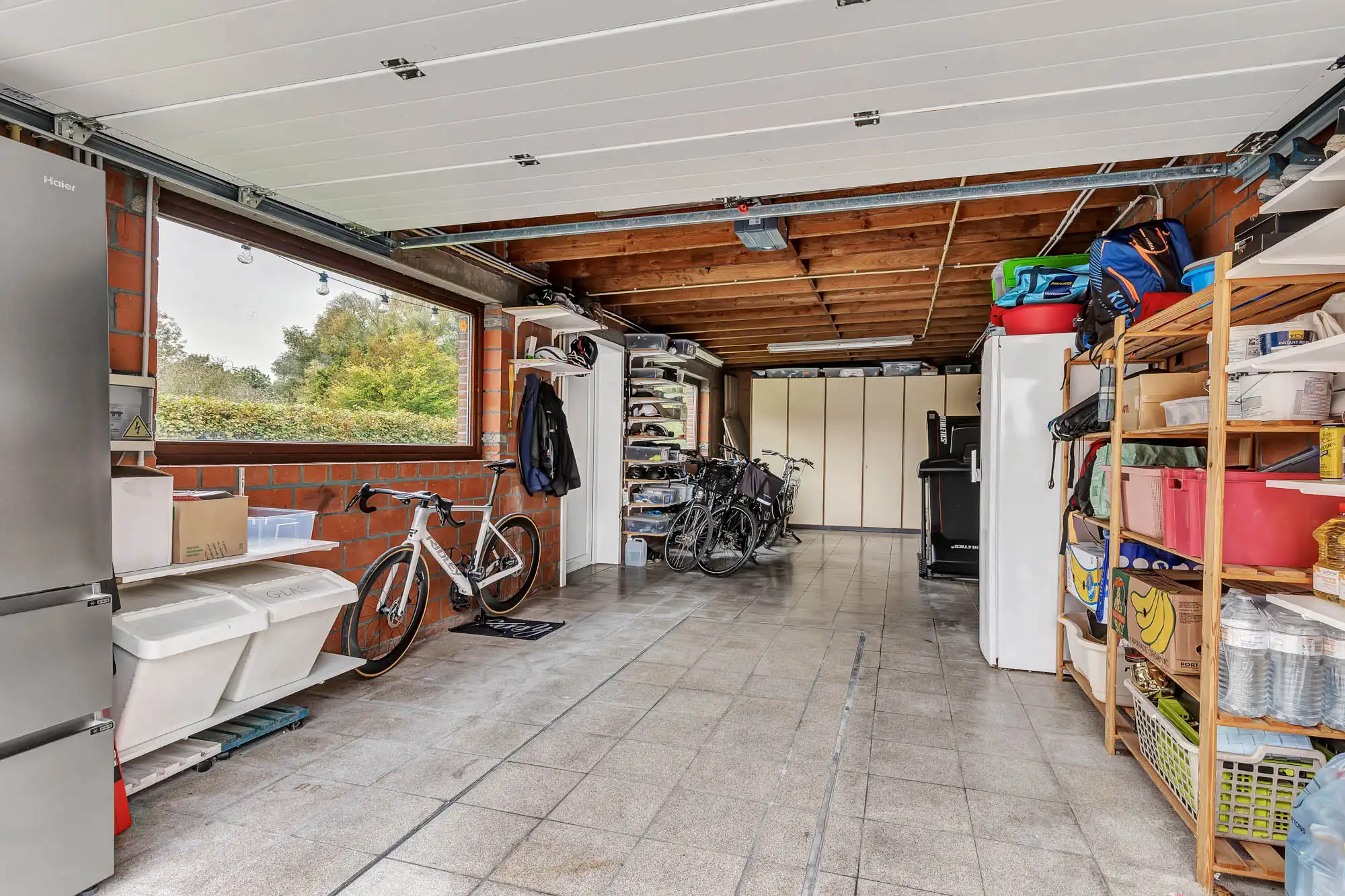 Ruime, volledig gerenoveerde woning op centrale ligging foto 13