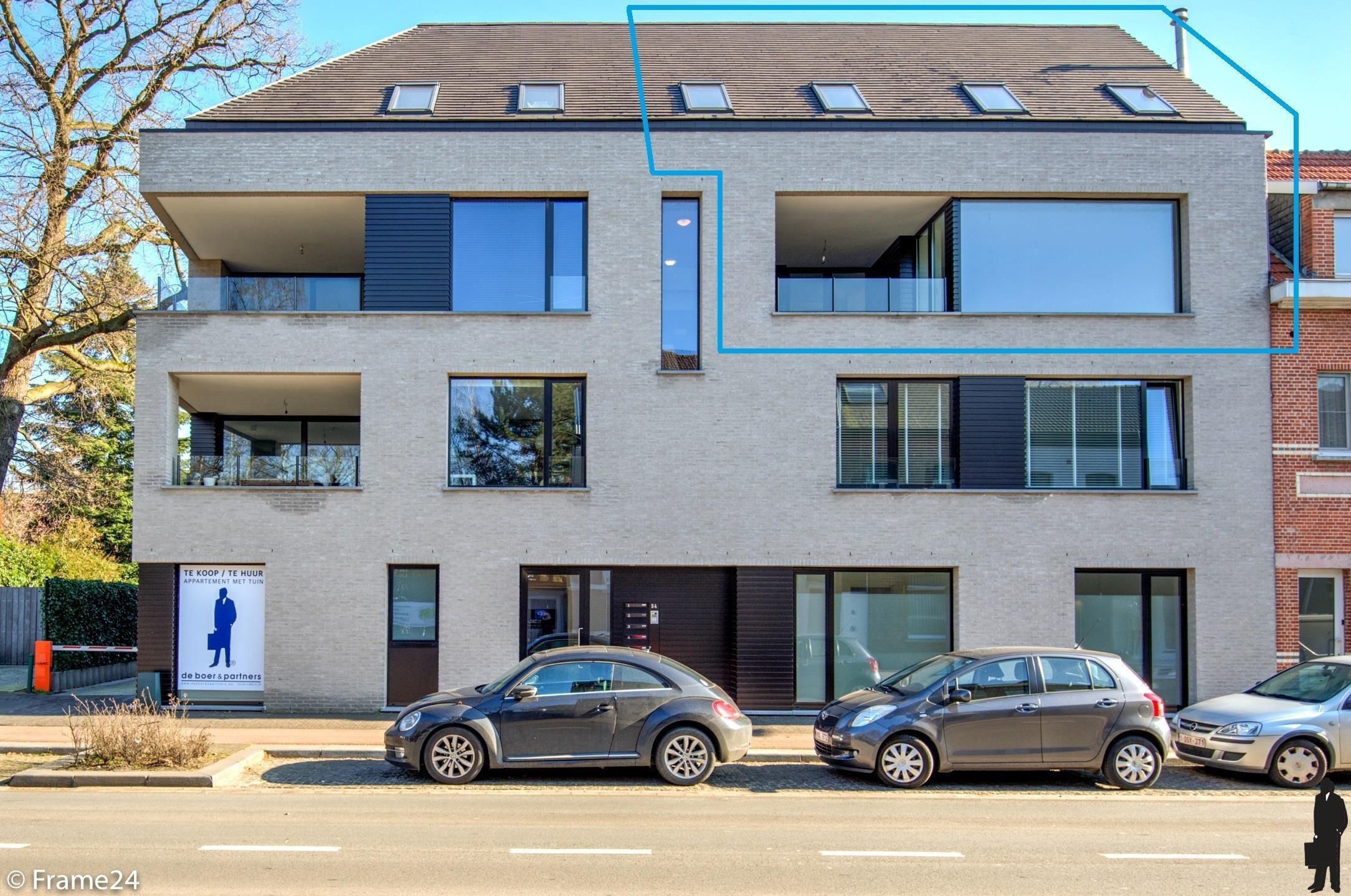 Schitterend luxeappartement aan het centrum! foto {{pictureIndex}}