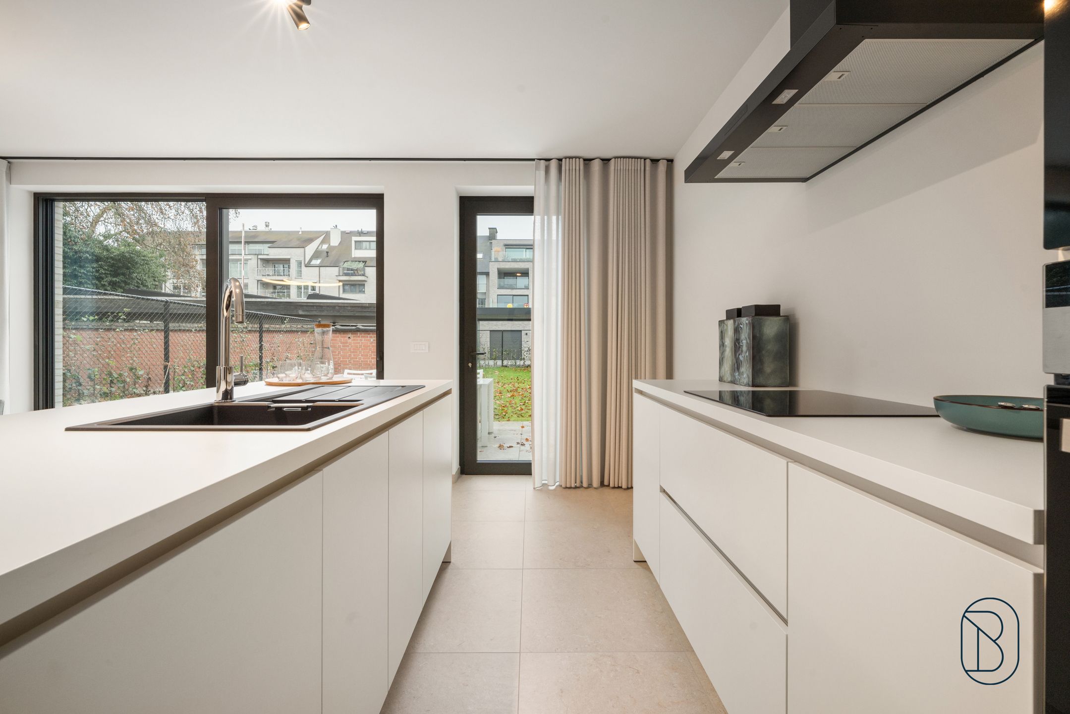 Kwalitatief afgewerkte nieuwbouw met 3 slk, E-peil 0. foto 7