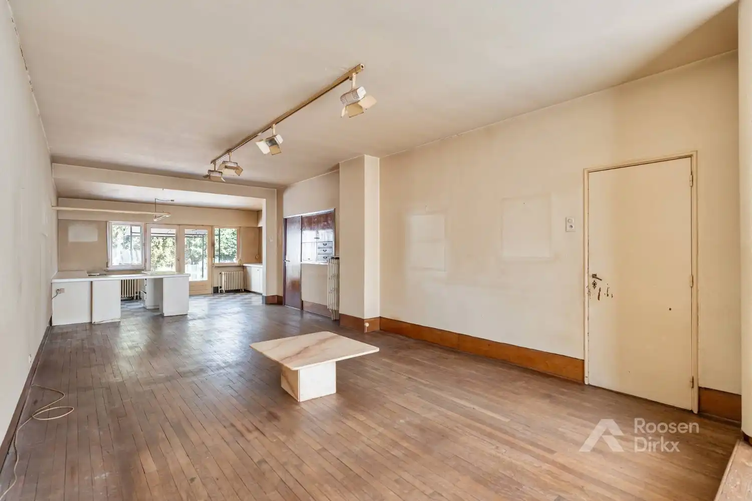 Charmante gezinswoning met 4 slaapkamers op perceel van 535m² in Hasselt foto 7