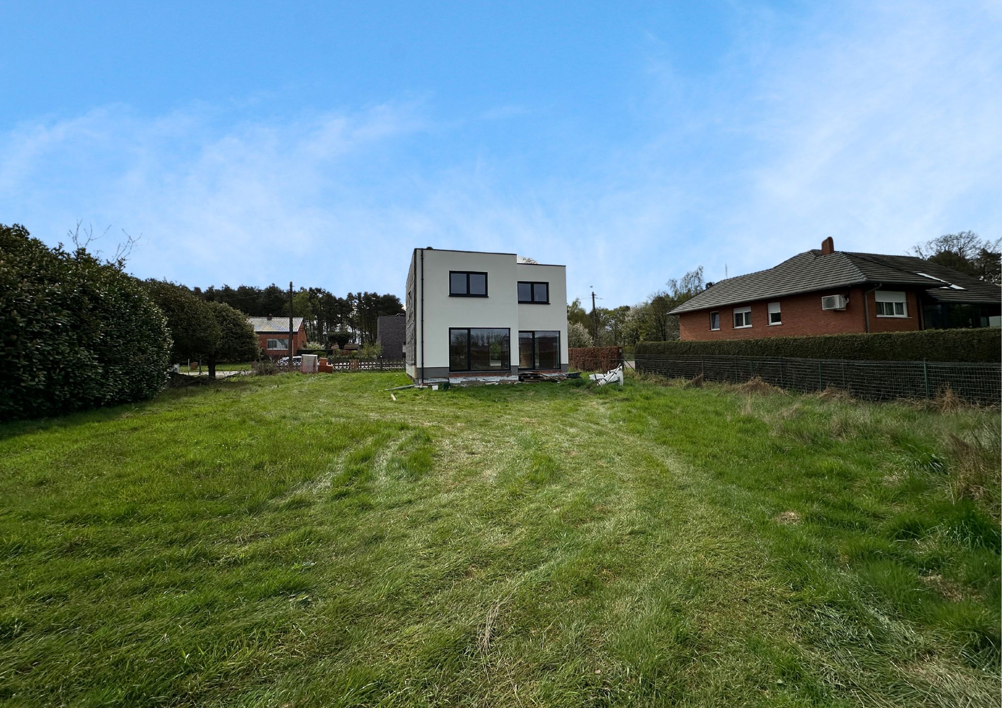 Volledig afgewerkte nieuwbouwwoning met 3 slpk en tuin foto 18