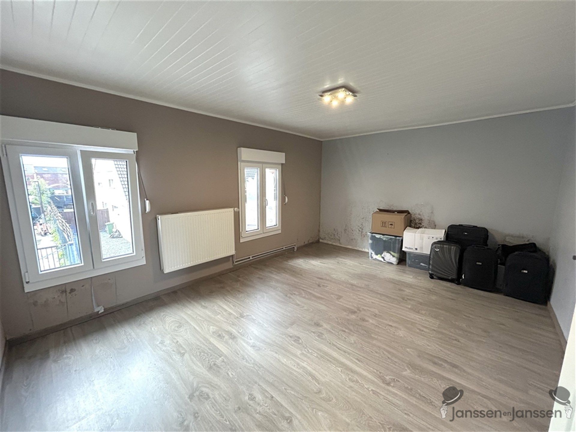 charmant huis met zijpoortje foto 13