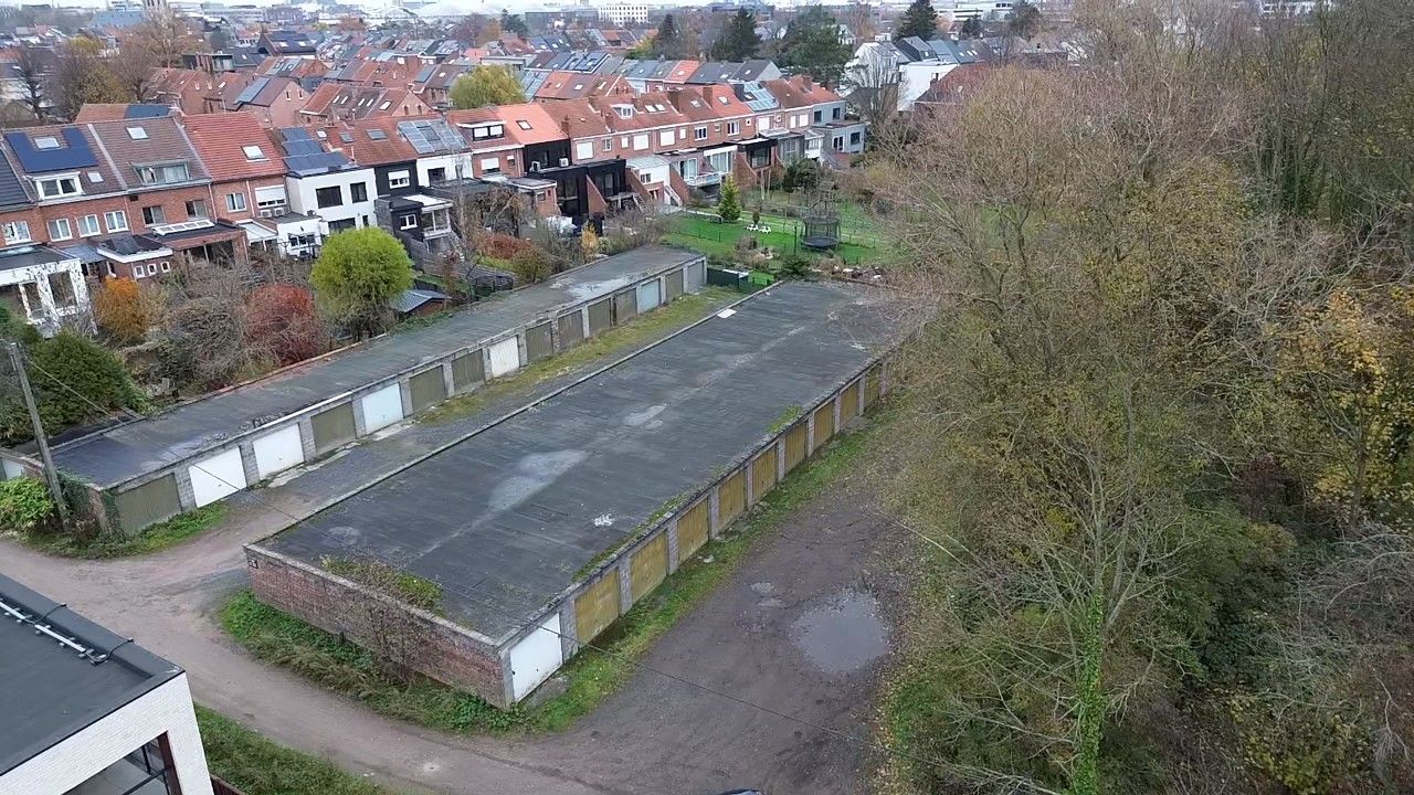 30 GARAGES VLAK BIJ HET CENTRUM VAN MECHELEN foto 7