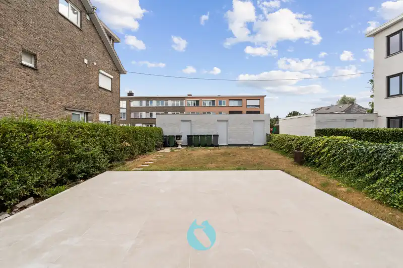 Hoekappartement met 2 slaapkamers, terras en gemeenschappelijke tuin foto 13