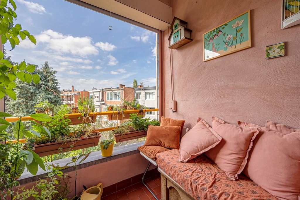 Top gerenoveerd appartement met terras aan Boelaarpark foto 4