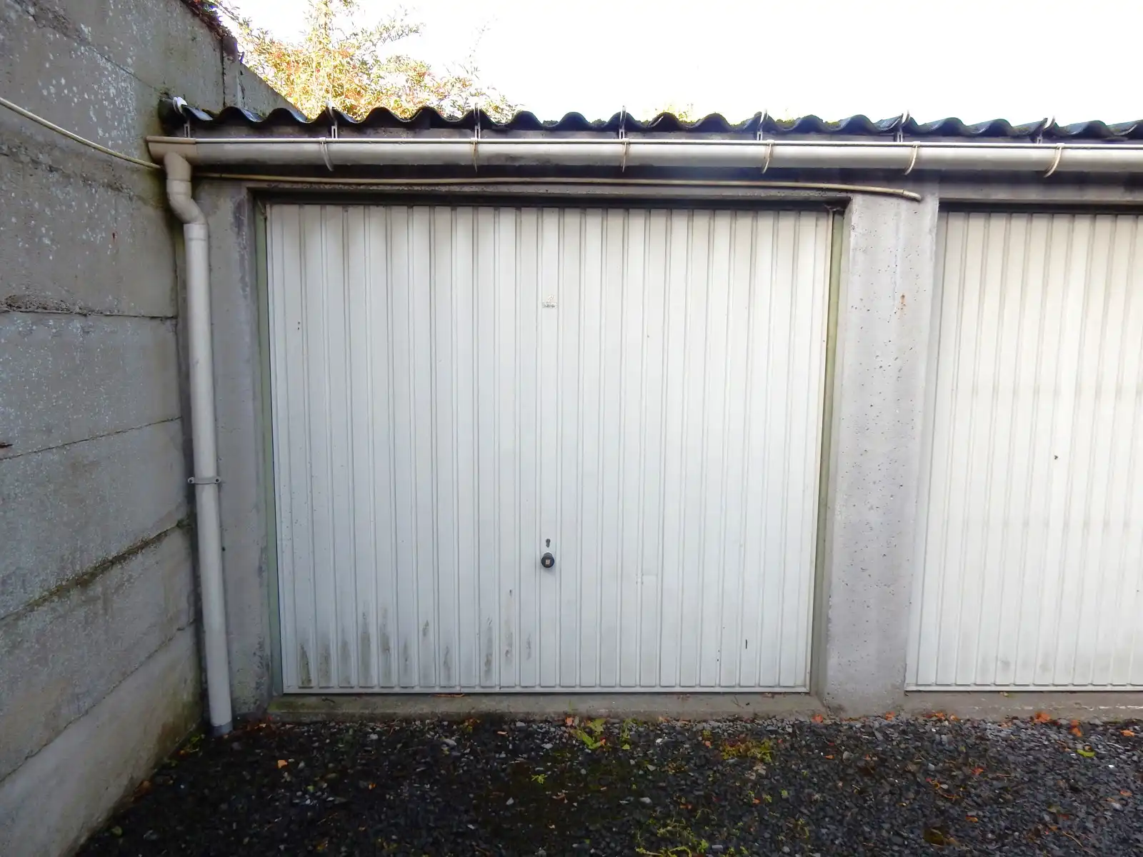 Garage te huur foto 3