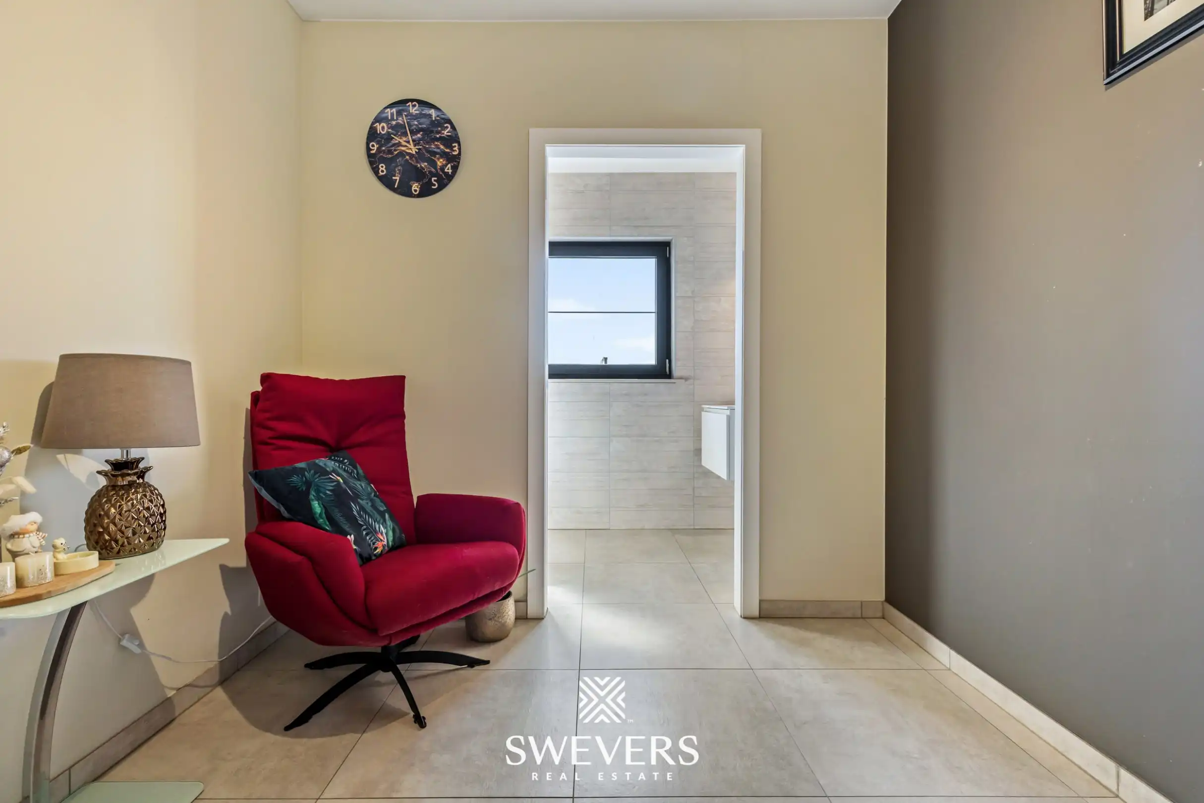 Instapklaar appartement met 2 slaapkamers en ruim terras in recent gebouw te Laakdal foto 16