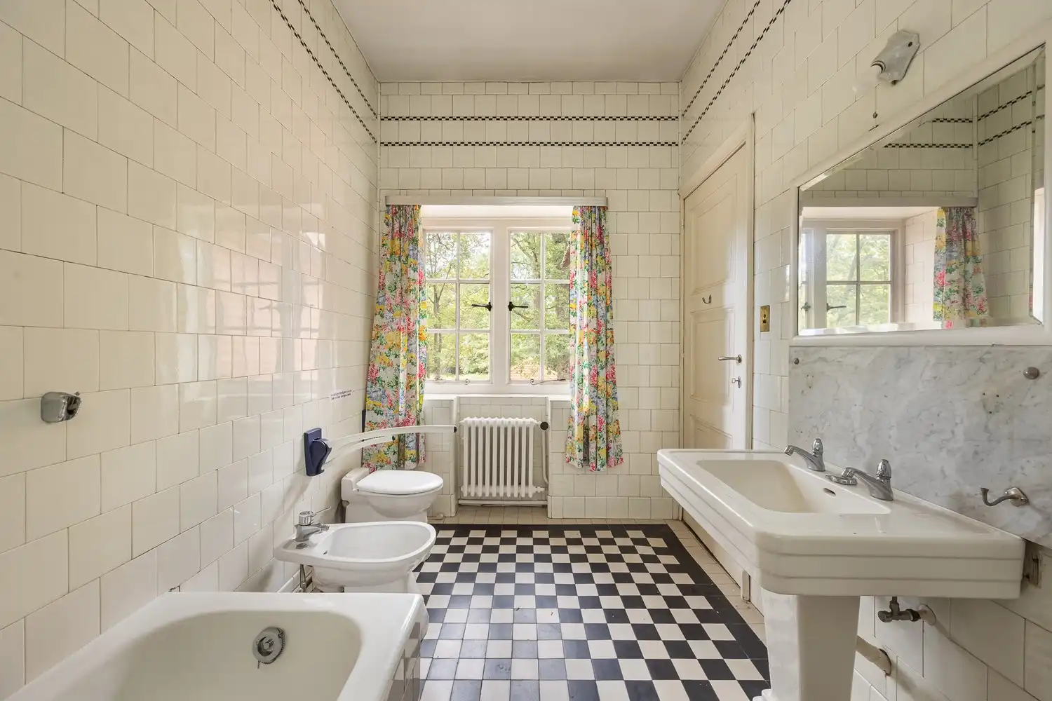 Karaktervolle te renoveren rietgedekte villa op een uitzonderlijk parkdomein van 9127 m² in Vriesdonk foto 24
