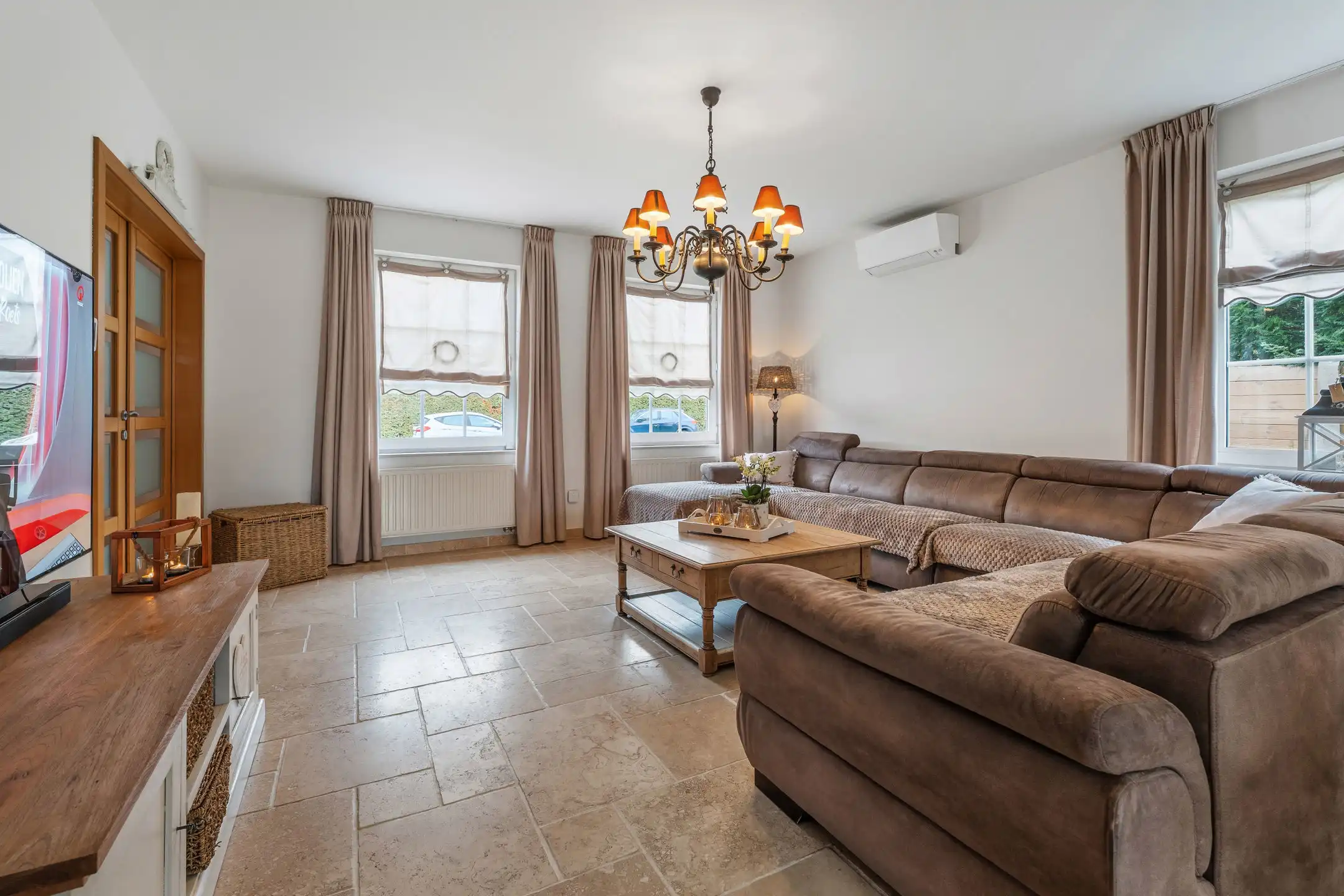 Prachtige instapklare woning in landelijke stijl foto 3