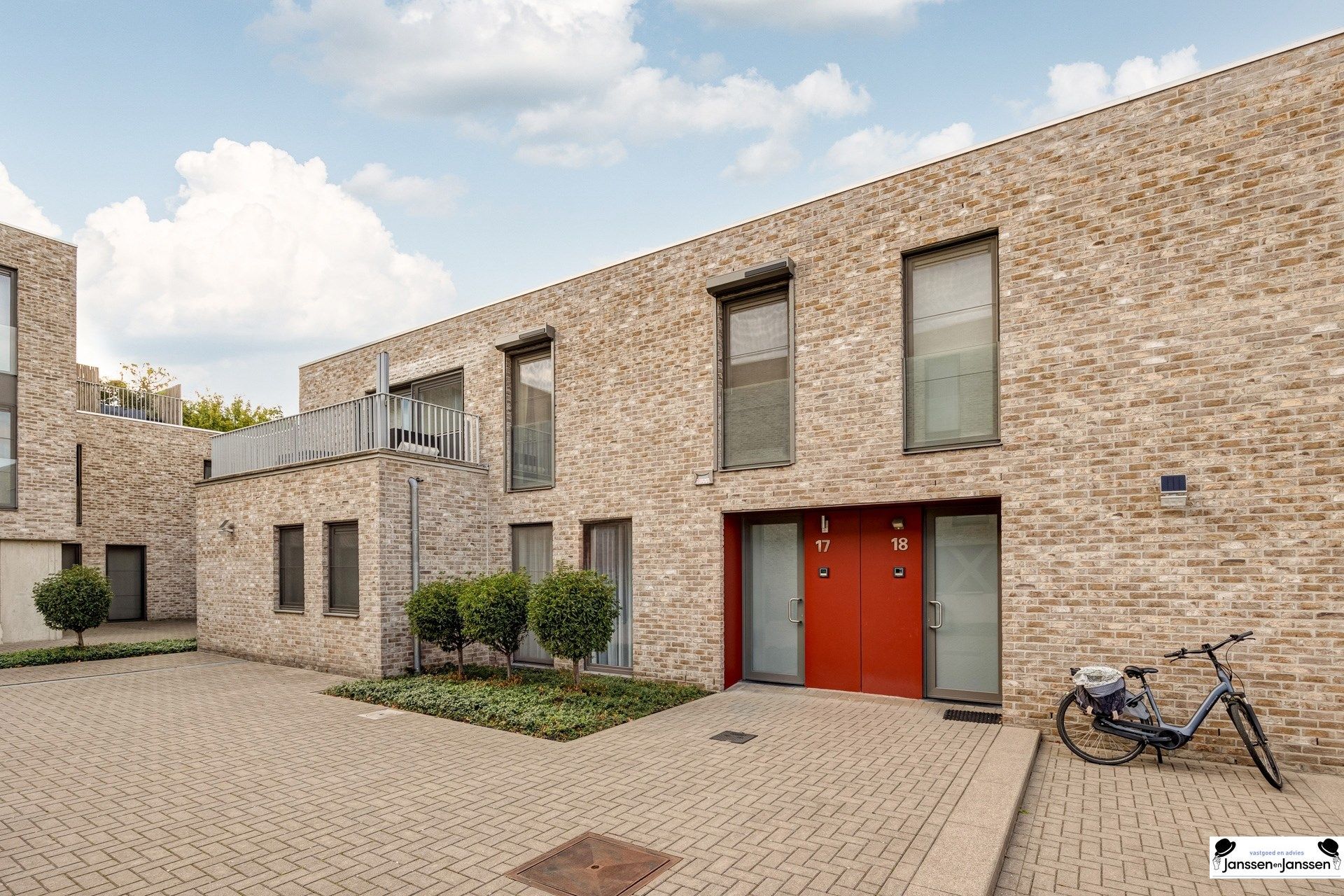 Instapklaar, energiezuinig en charmant huis foto 30