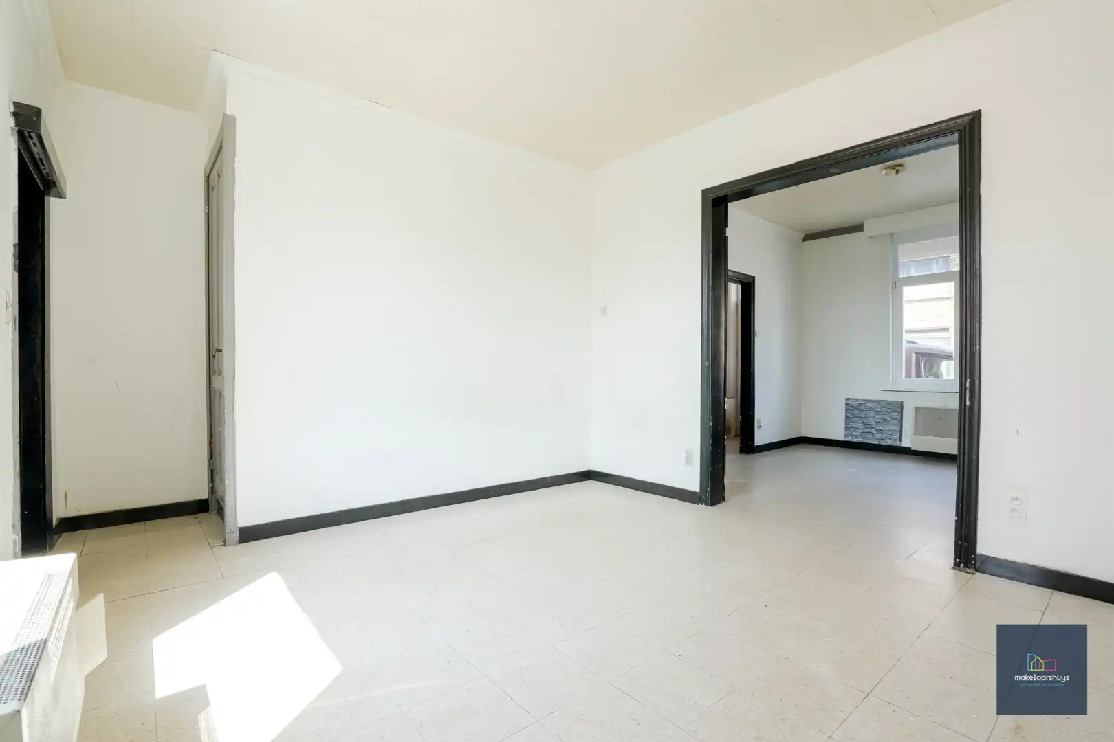 Te renoveren woning met 3 slpk en tuin te Overmere foto 8