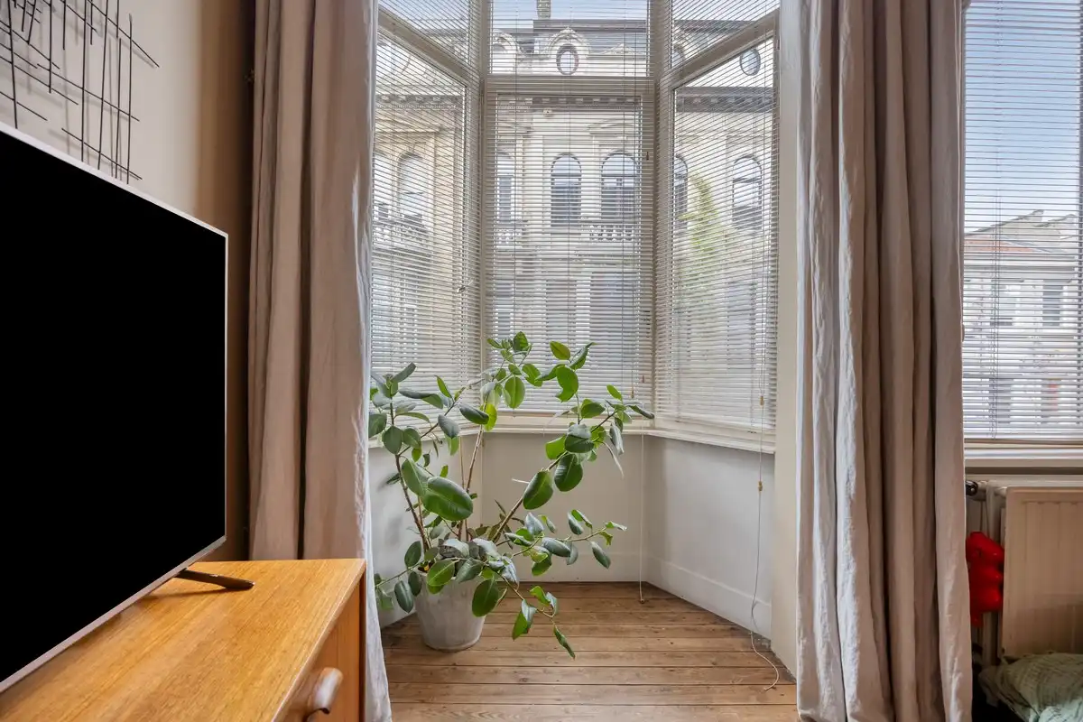 Aantrekkelijk burgerhuis met zonnige tuin en voormalig atelier foto 9