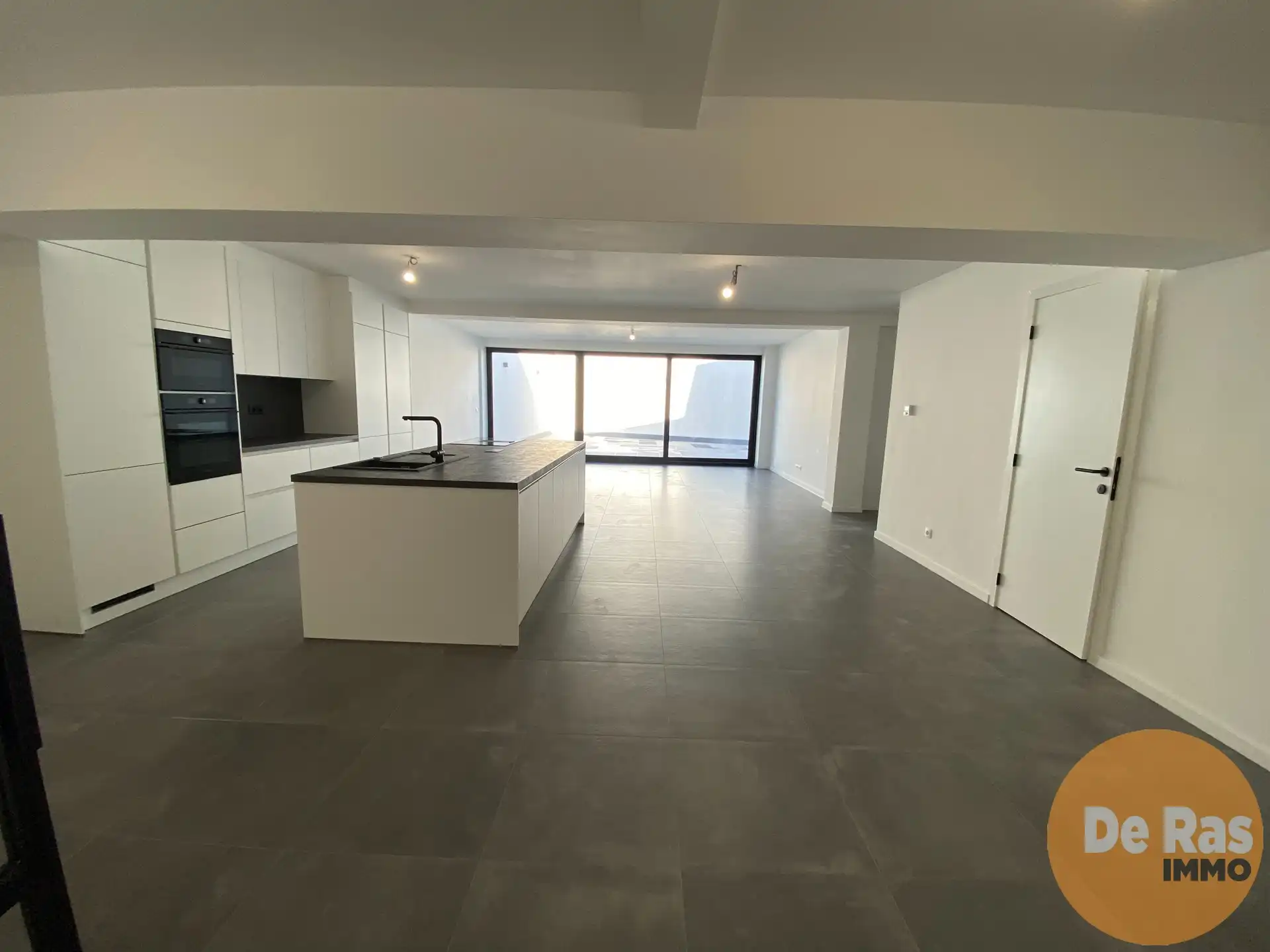 AALST VOLLEDIG VERNIEUWD APP  170 m² - 3 SLPKS - 2 BADKMS foto 6