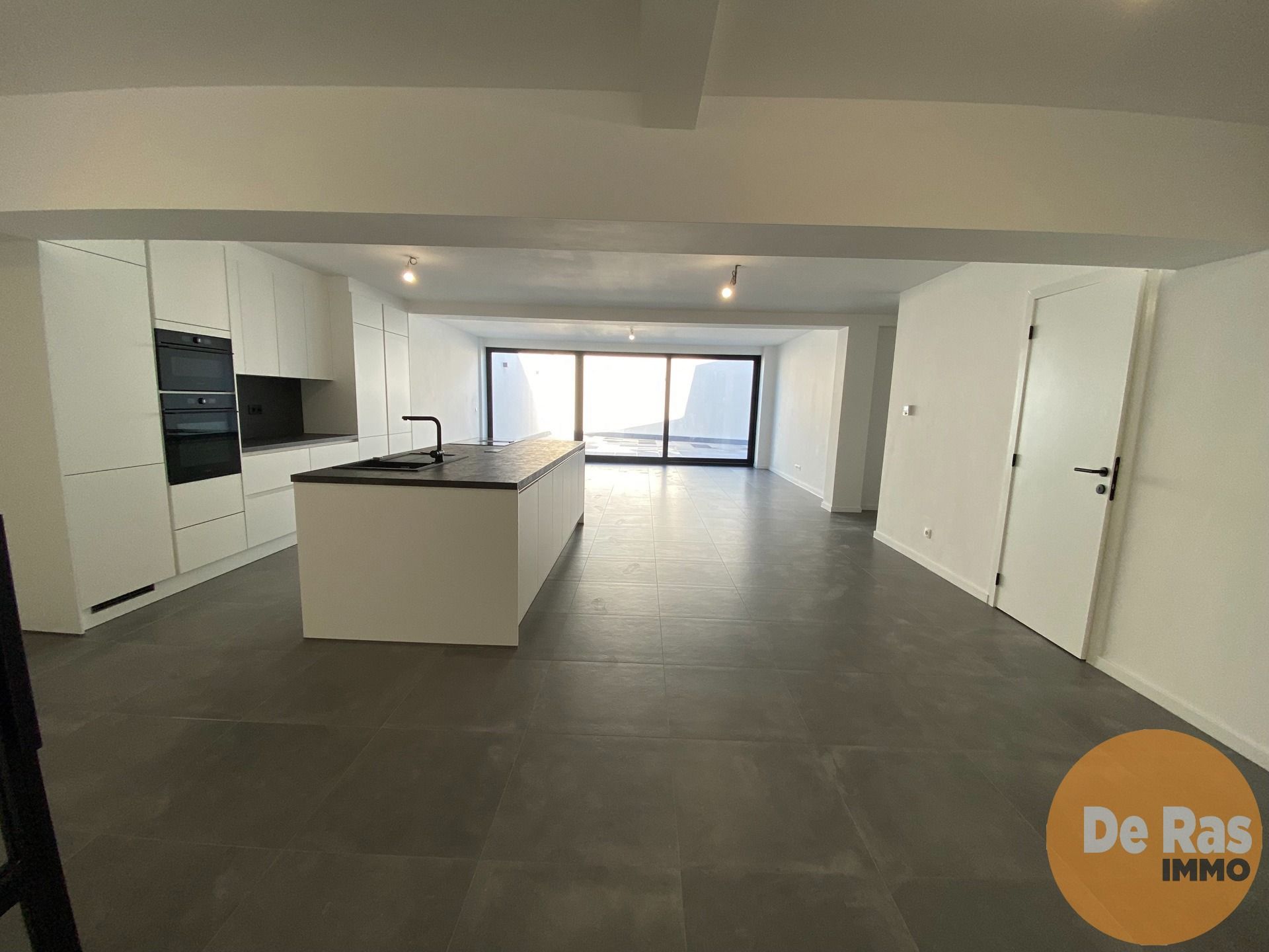 AALST VOLLEDIG VERNIEUWD APP  170 m² - 3 SLPKS - 2 BADKMS foto 6