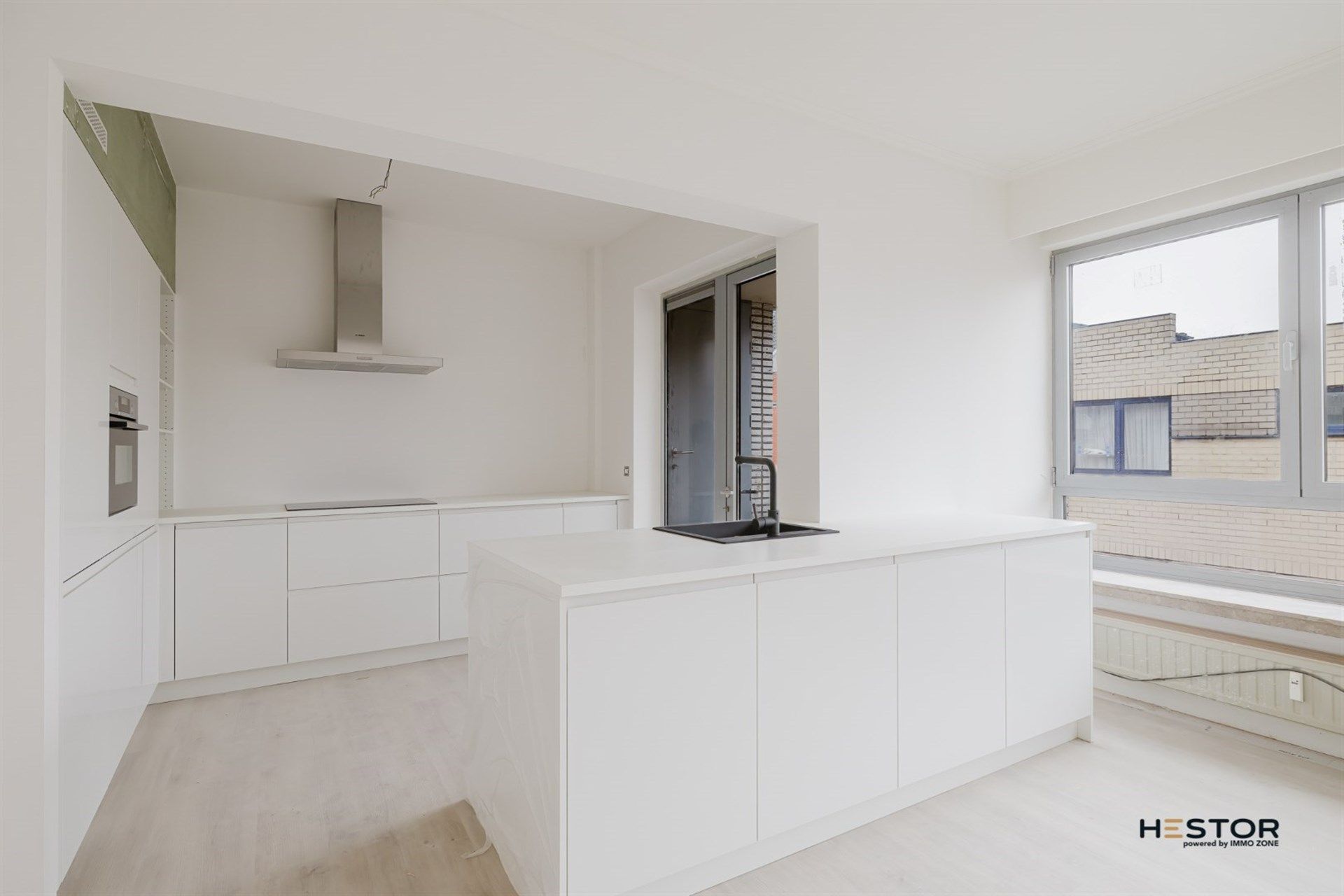 Pas gerenoveerd appartement met B-label in Sint-Niklaas foto 2
