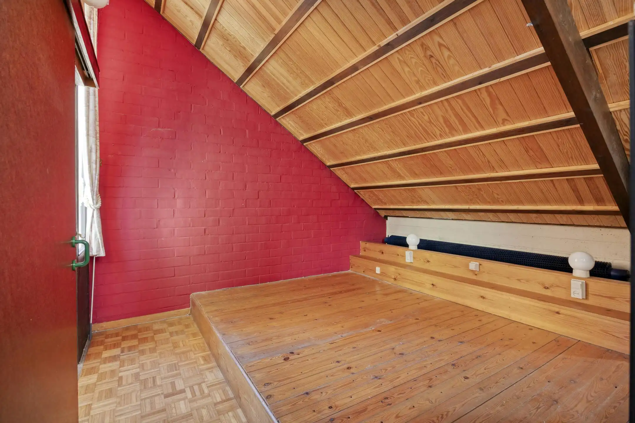 Halfopen bebouwing te Koop met 5 slaapkamers te Kalmthout! foto 23