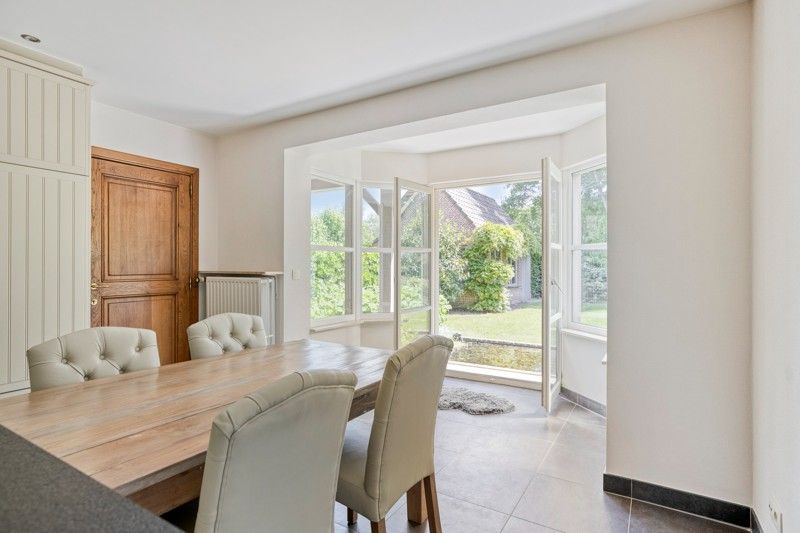 Landelijke woning met 3 slaapkamers en prachtige tuin TE KOOP in OOSTROZEBEKE! foto 12