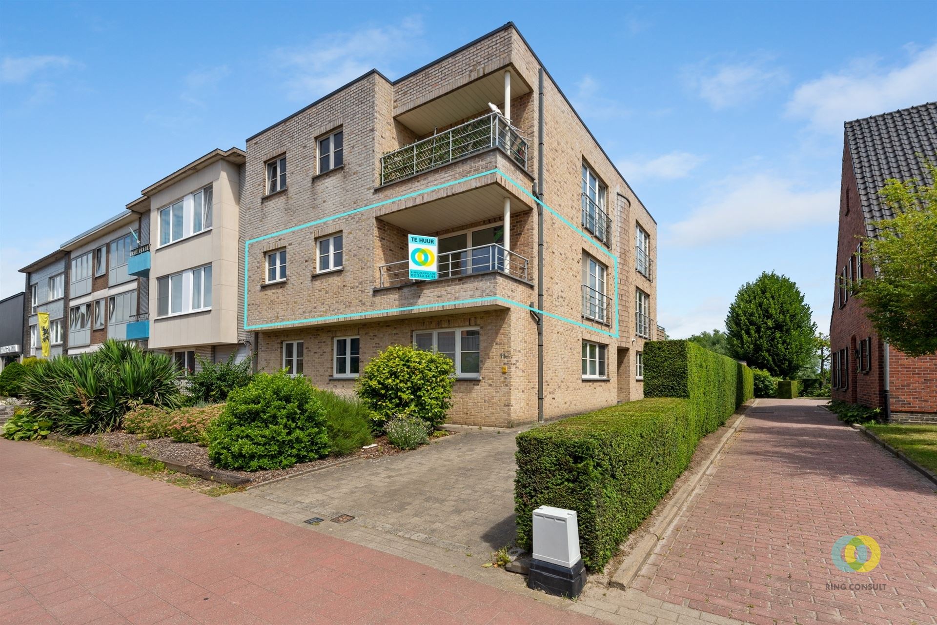 appartement met twee slaapkamers en garage foto 14