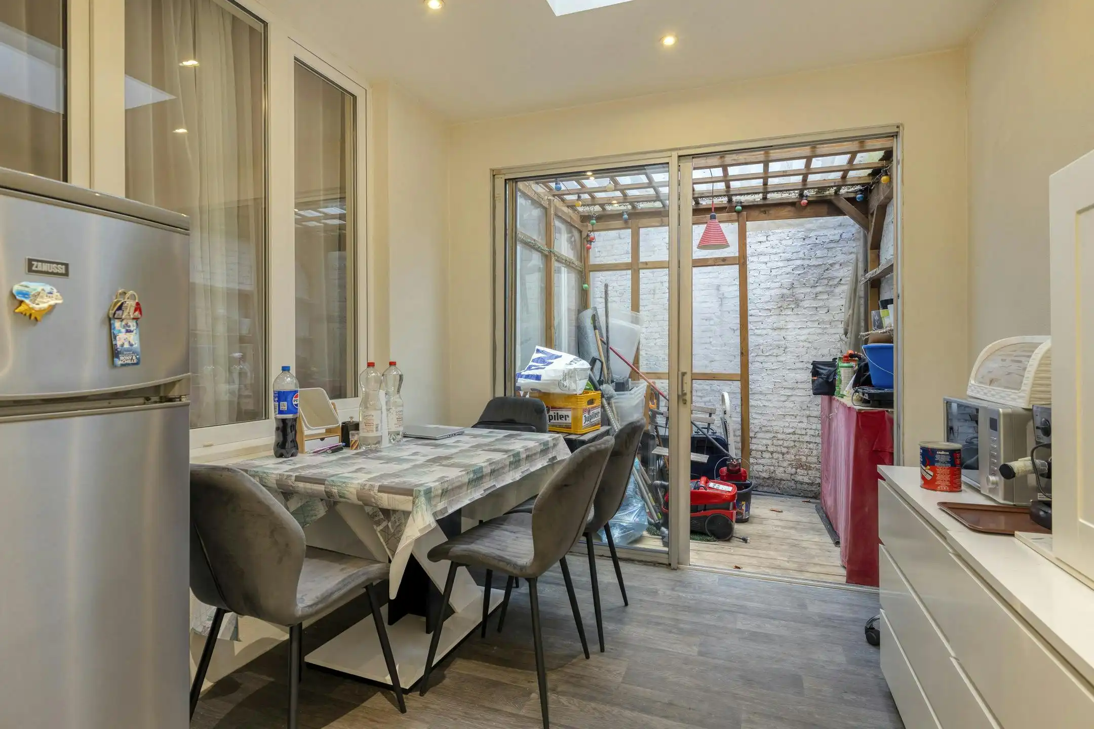 Gerenoveerd gelijkvloers appartement te koop in Merksem foto 7