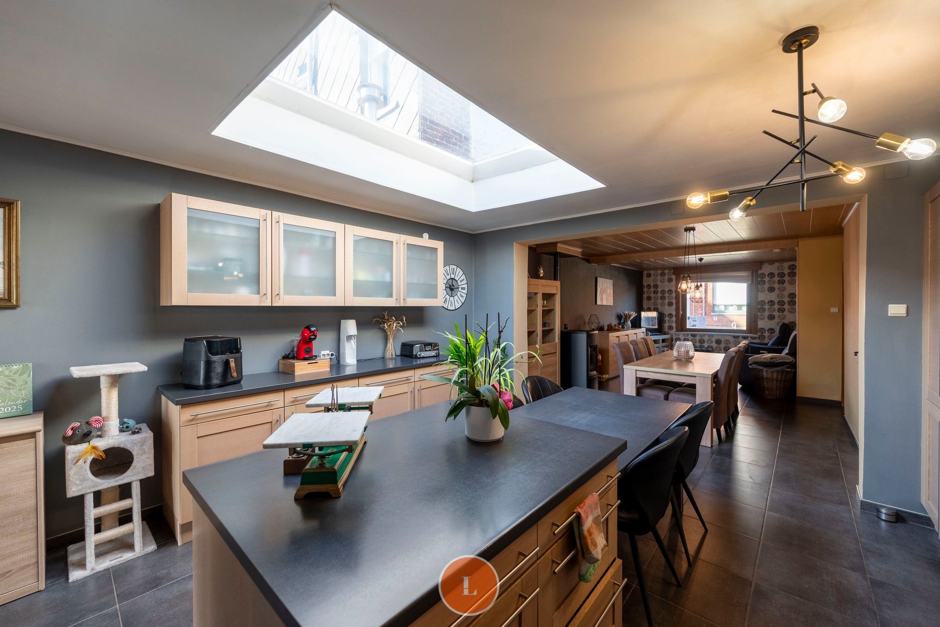 Gezinswoning met 3 slaapkamer en tuin in Wervik. foto 4